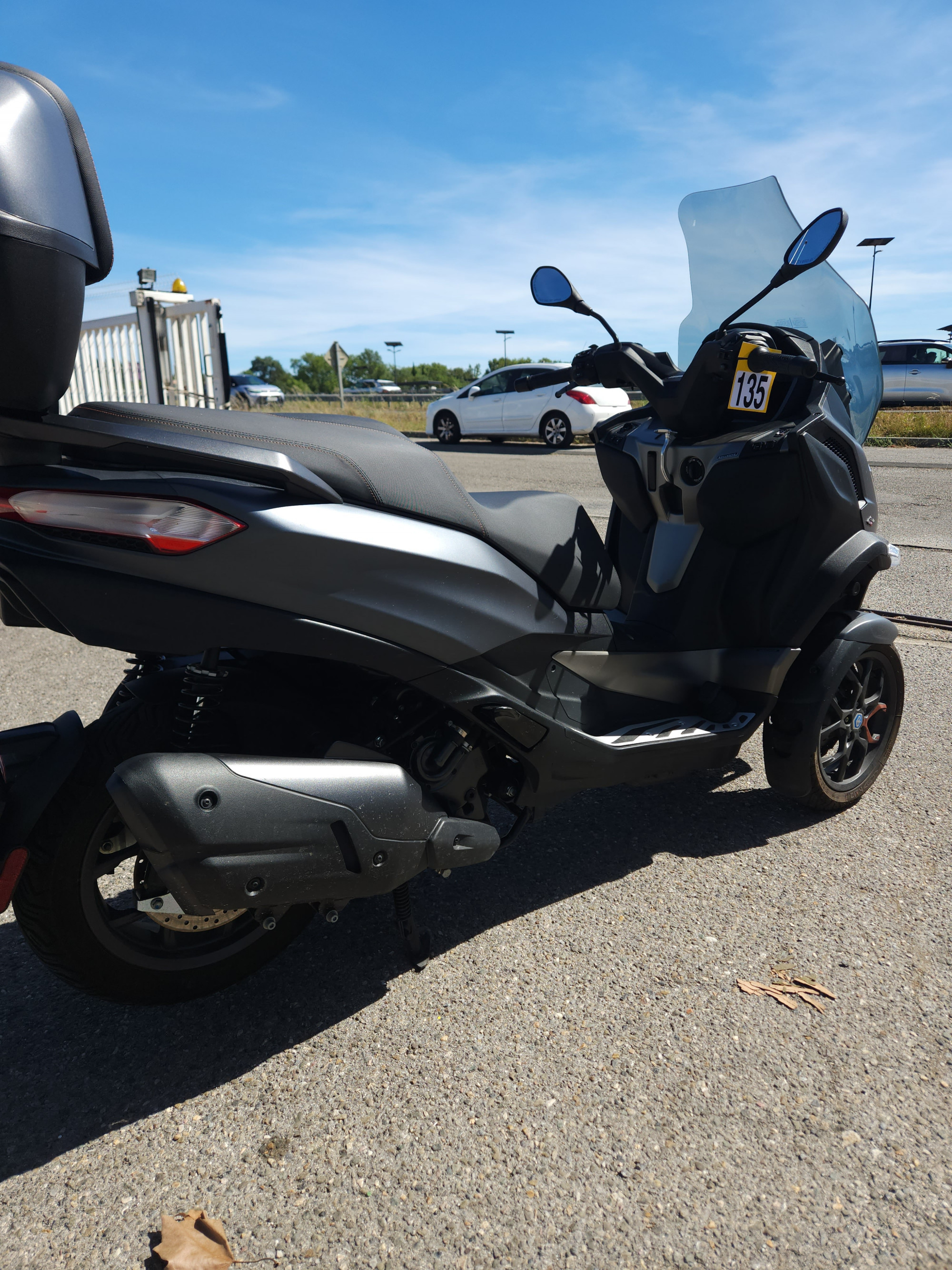 PIAGGIO MP3 530 HPE EXCLUSIVE
