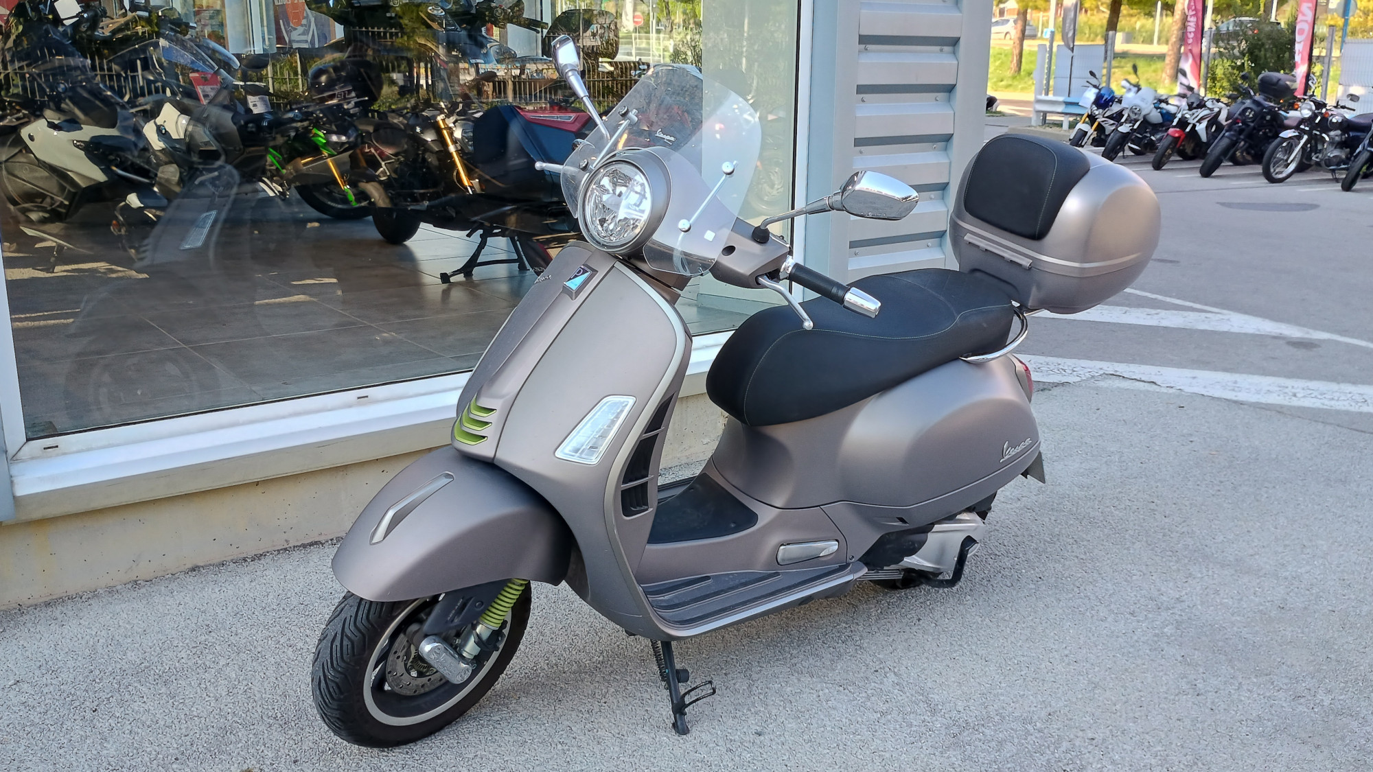 PIAGGIO VESPA SS 300