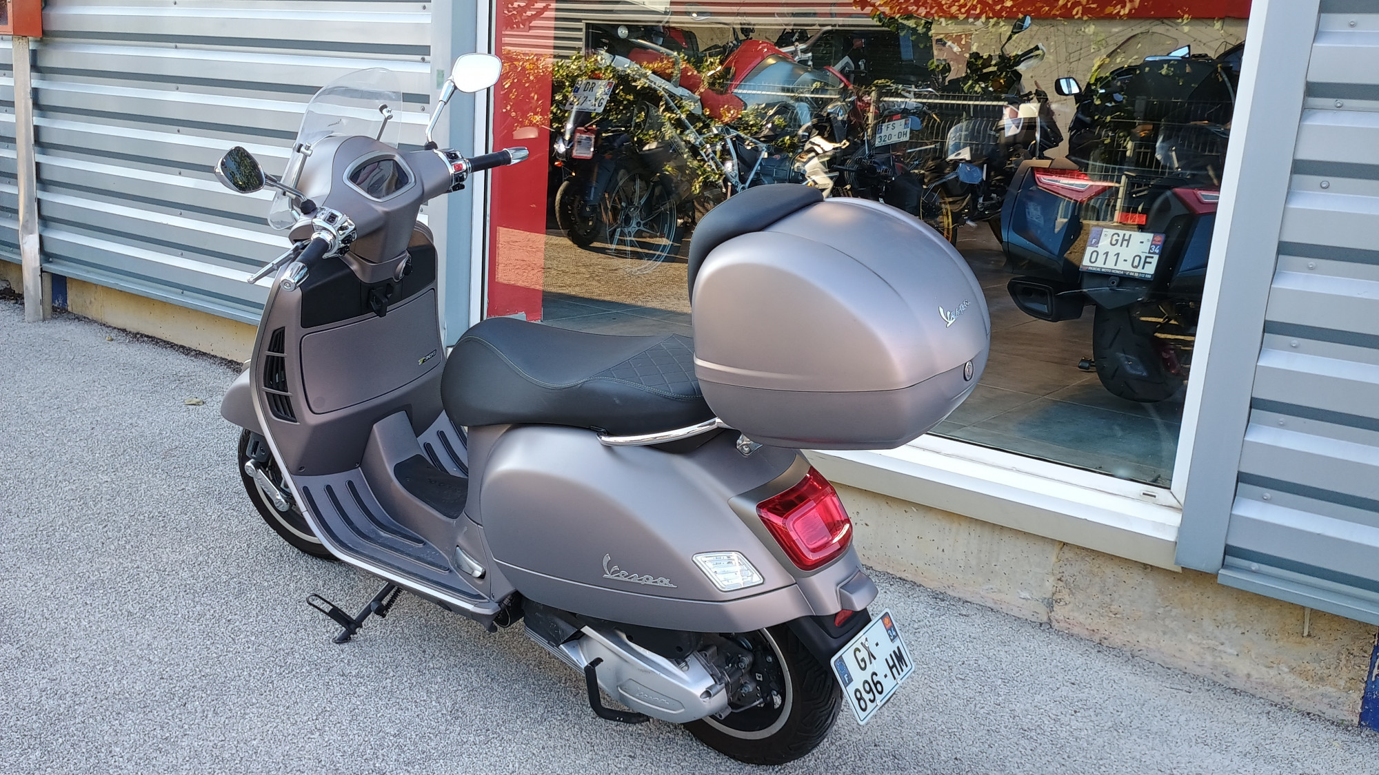 PIAGGIO VESPA SS 300