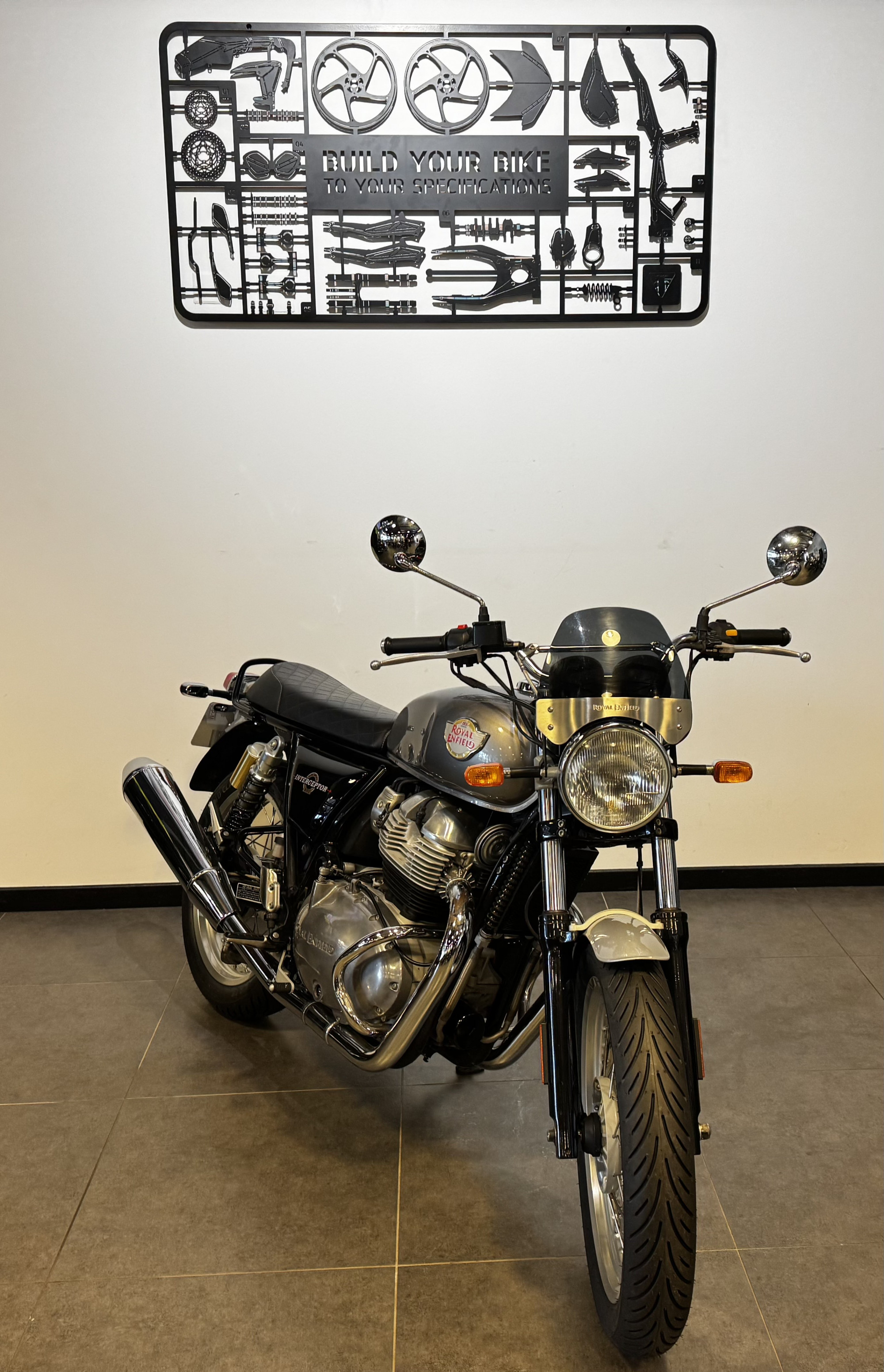 ROYAL ENFIELD INTERCEPTOR