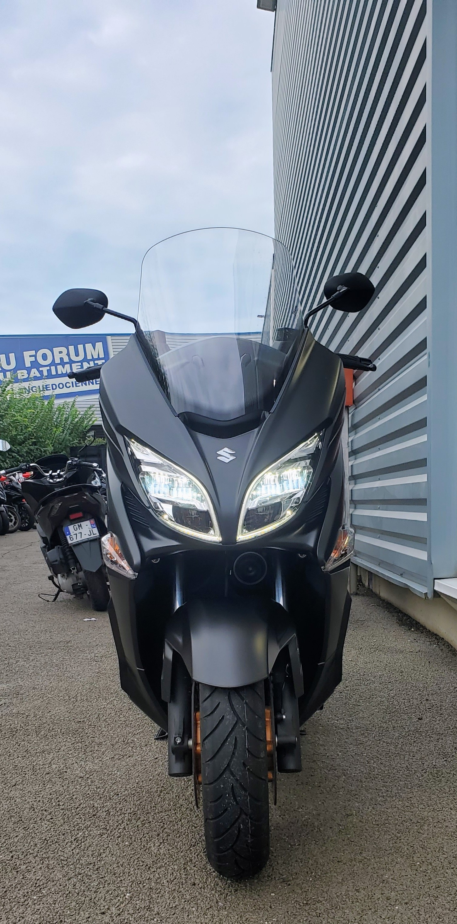 SUZUKI BURGMAN 400