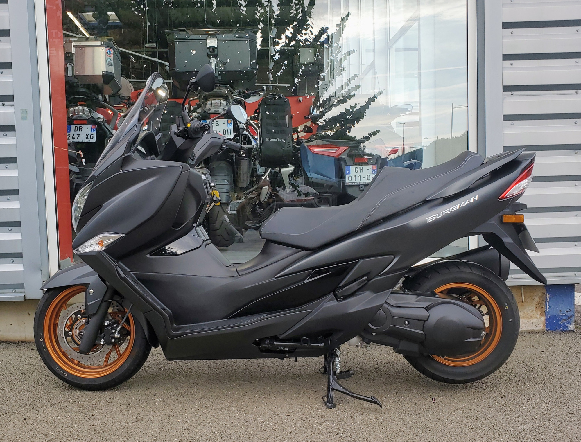 SUZUKI BURGMAN 400