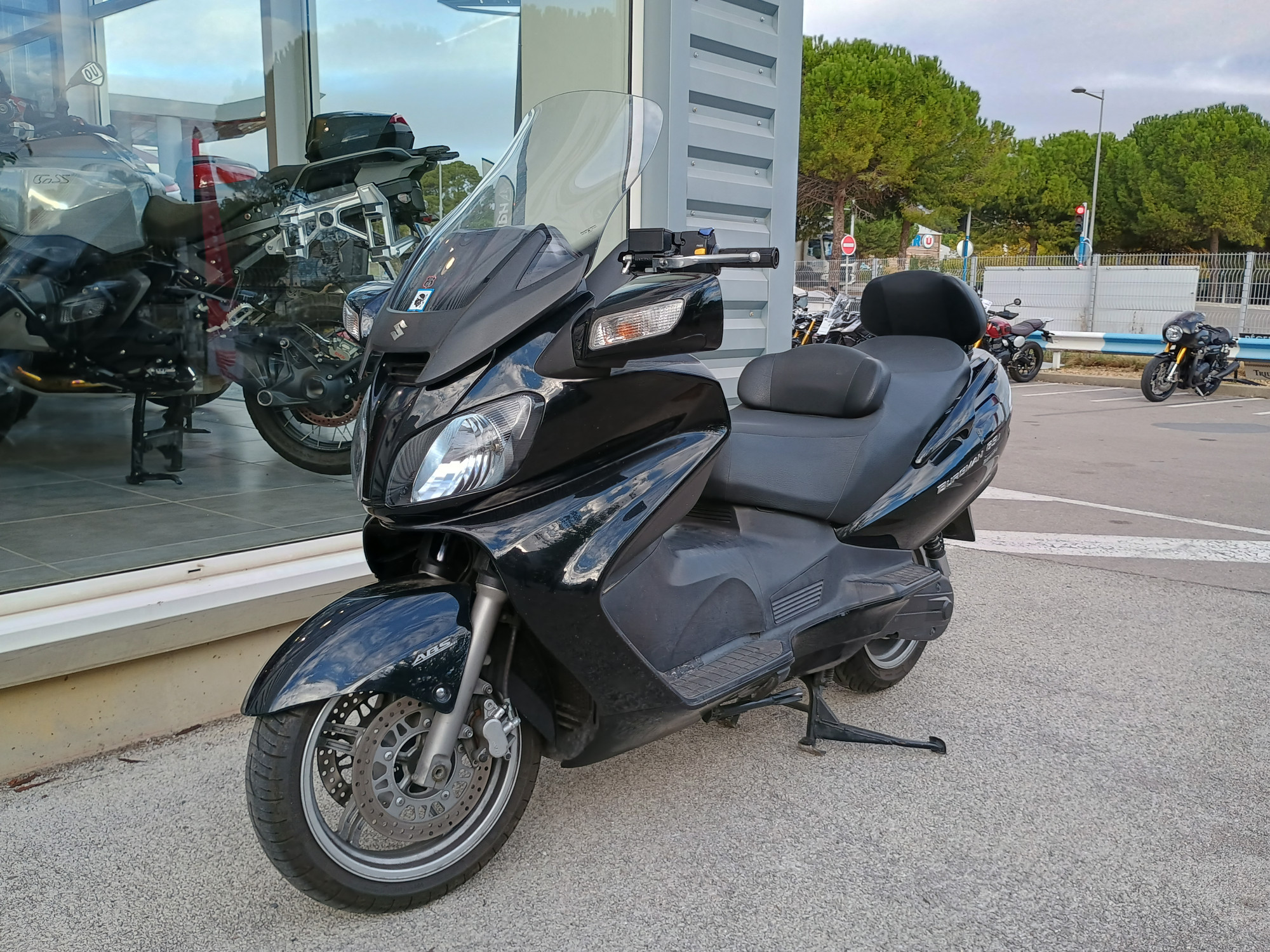 SUZUKI BURGMAN 650