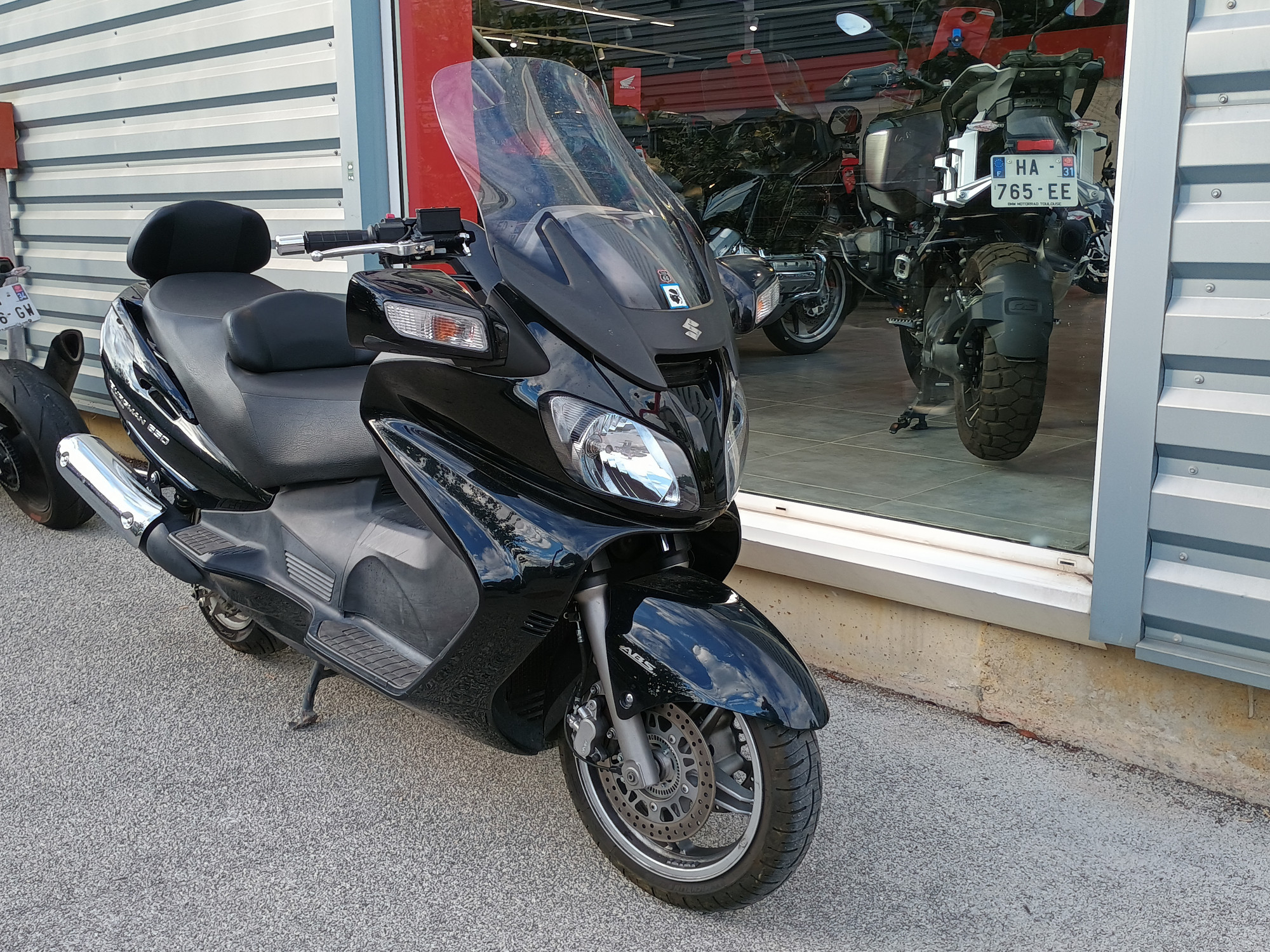 SUZUKI BURGMAN 650