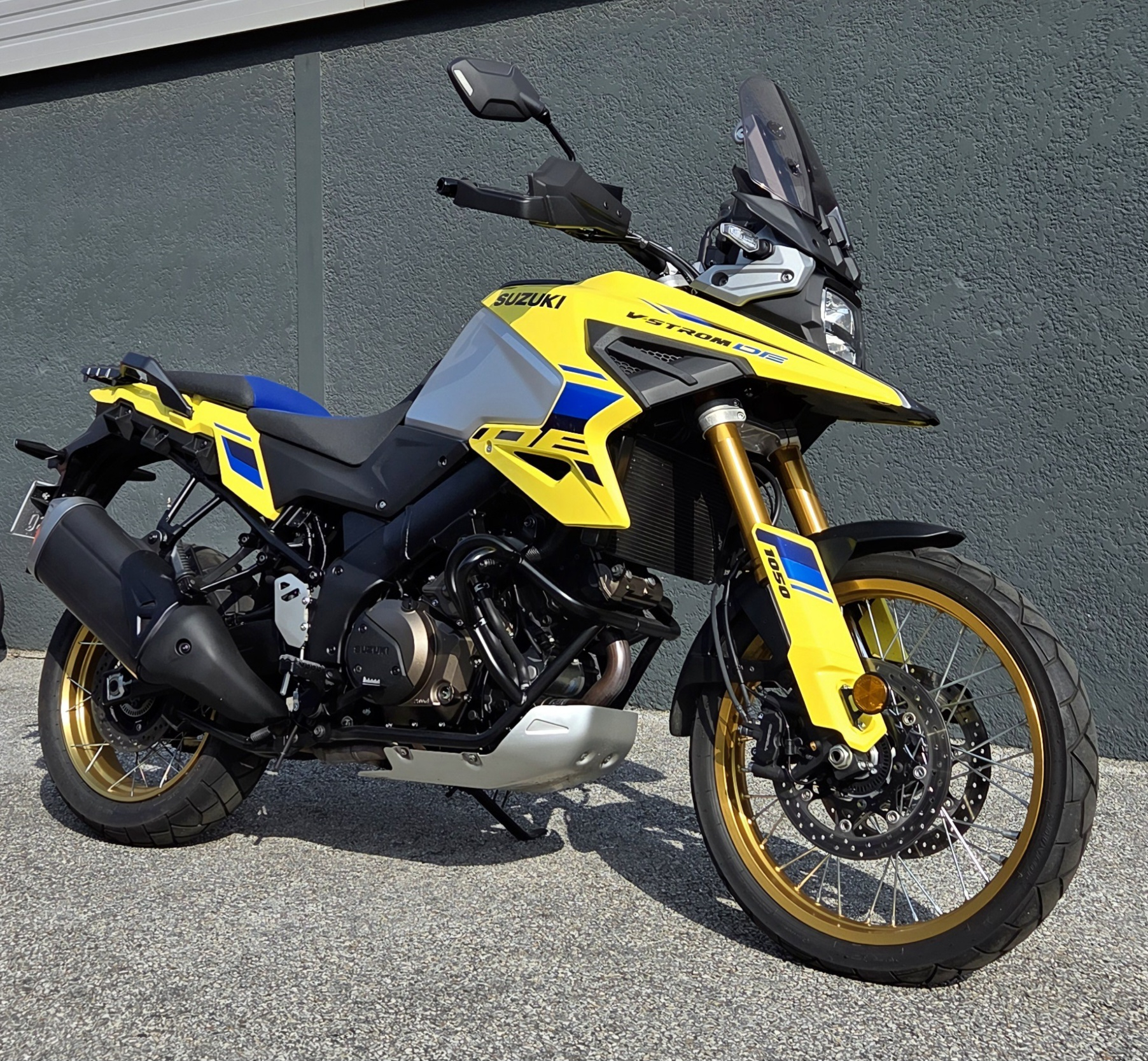 SUZUKI DL V-STROM 1050DE