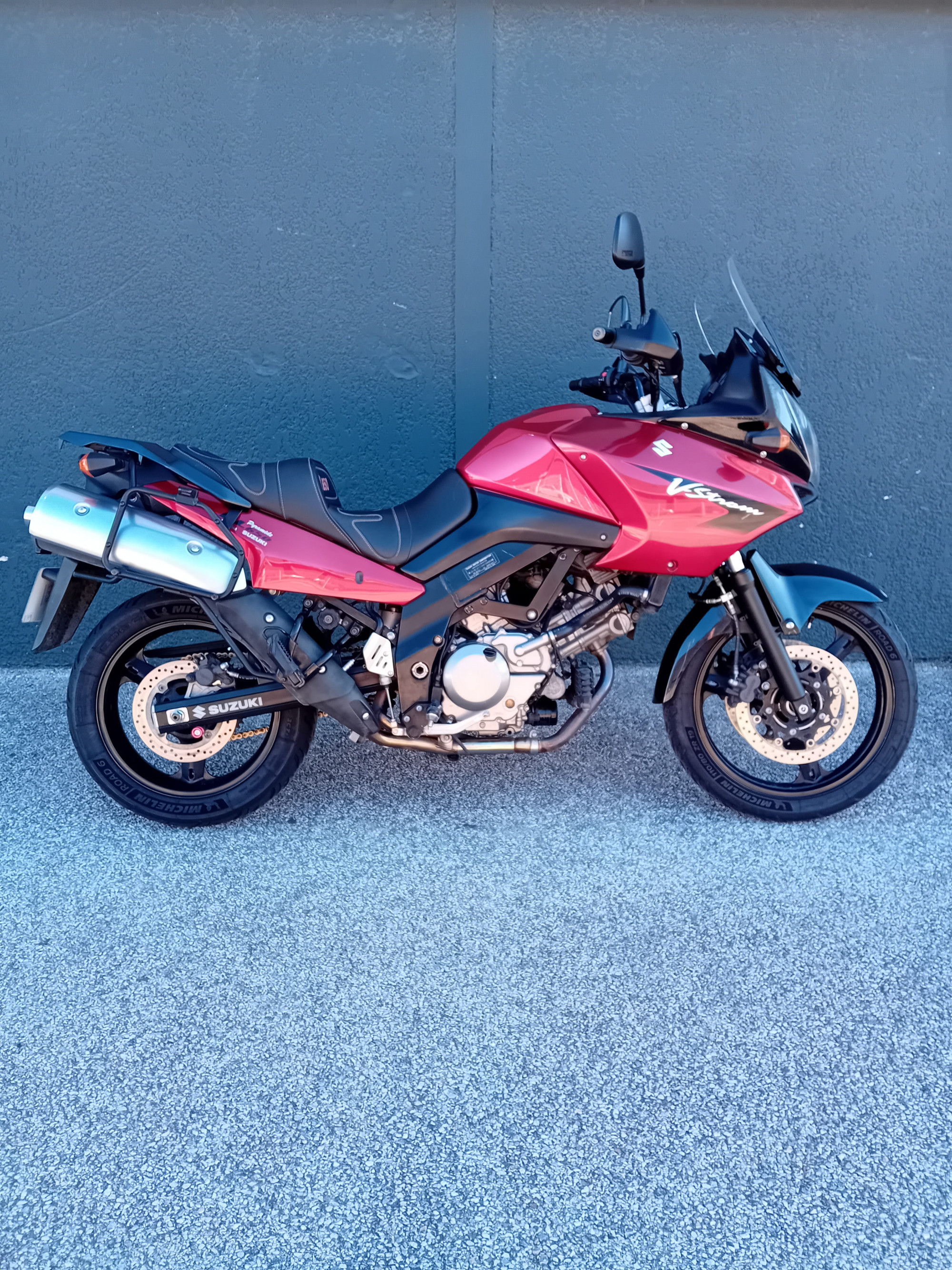 SUZUKI DL V-STROM 650