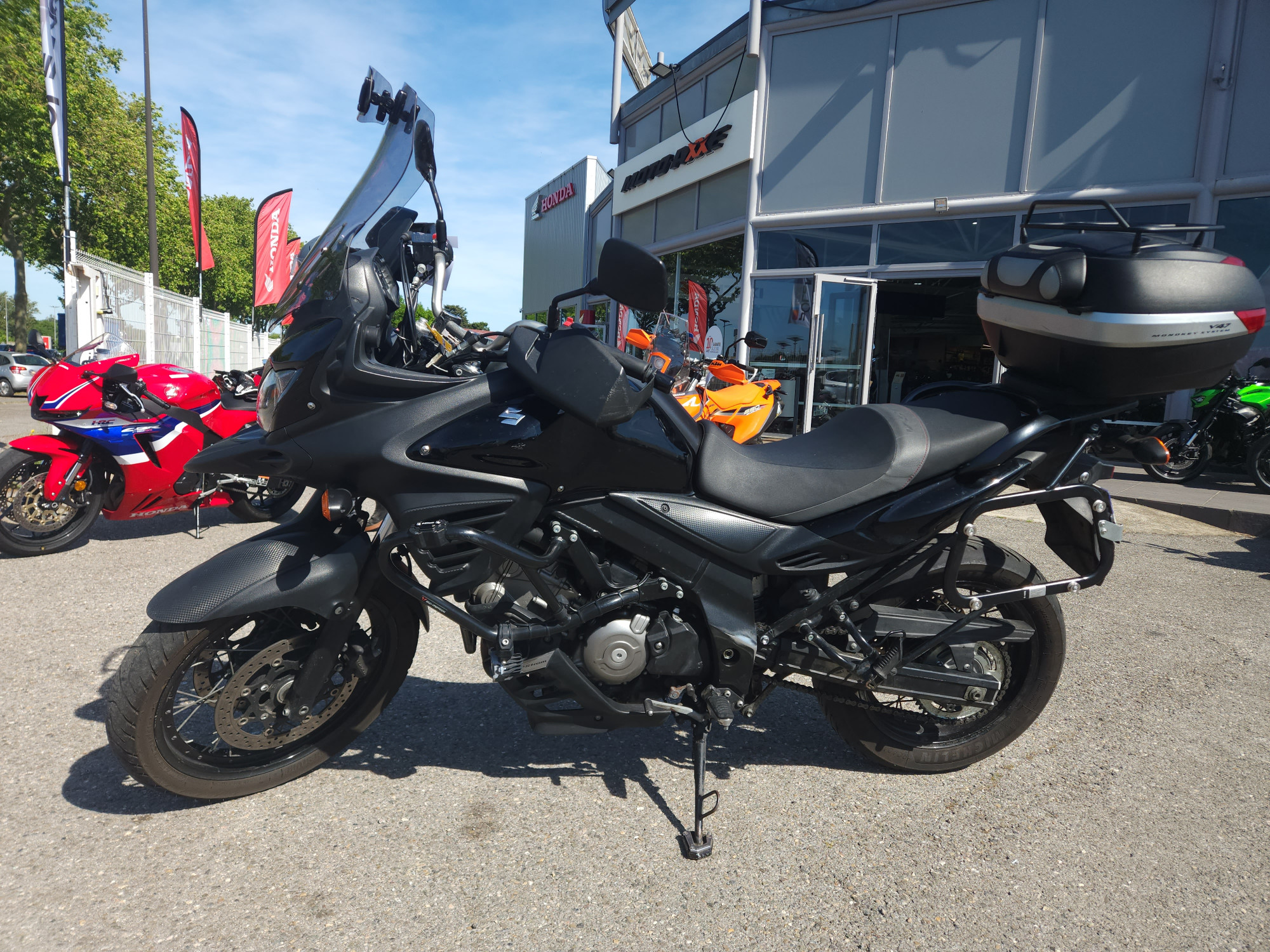 SUZUKI DL V-STROM 650