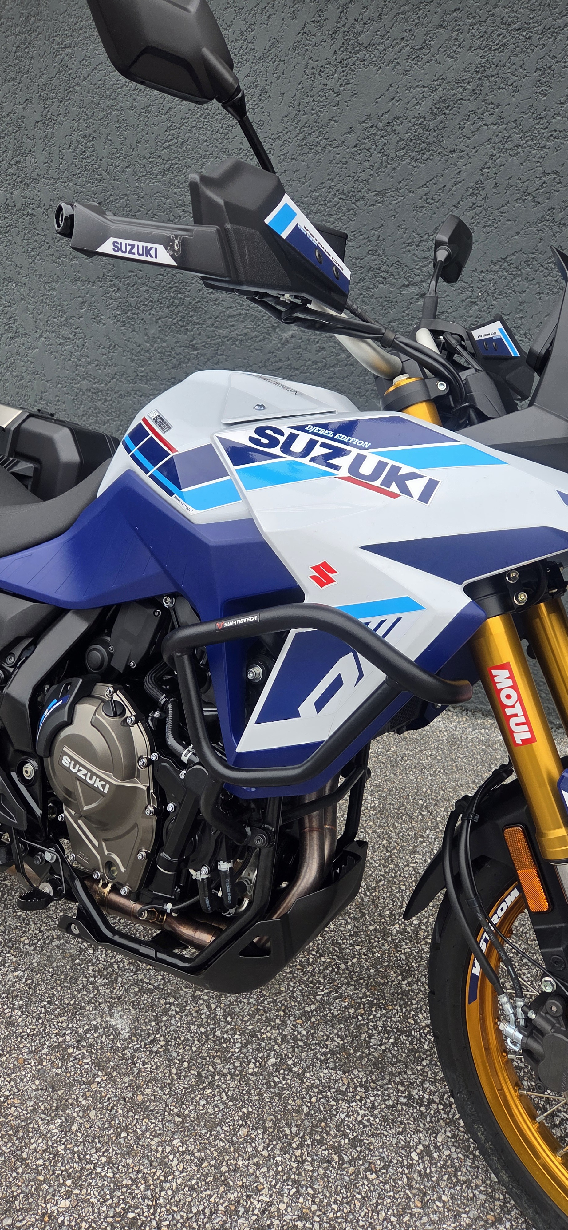 SUZUKI DL V-STROM 800DE