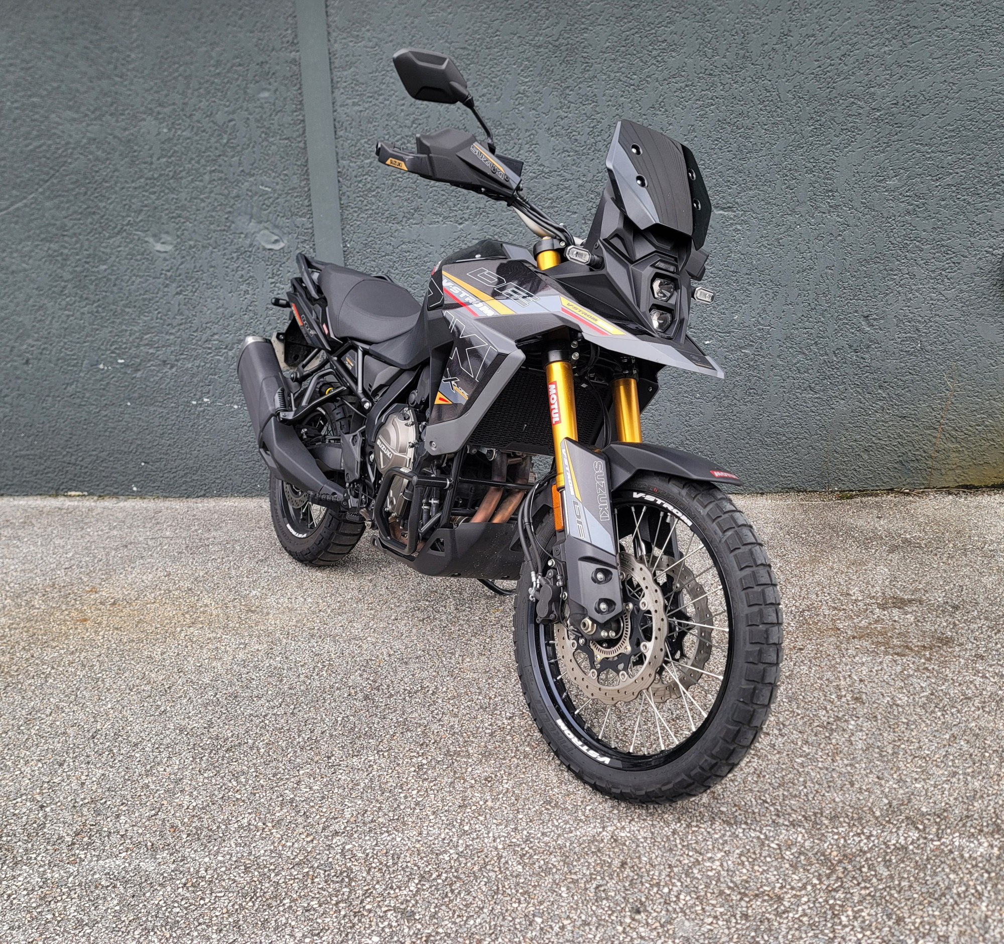 SUZUKI DL V-STROM 800DE