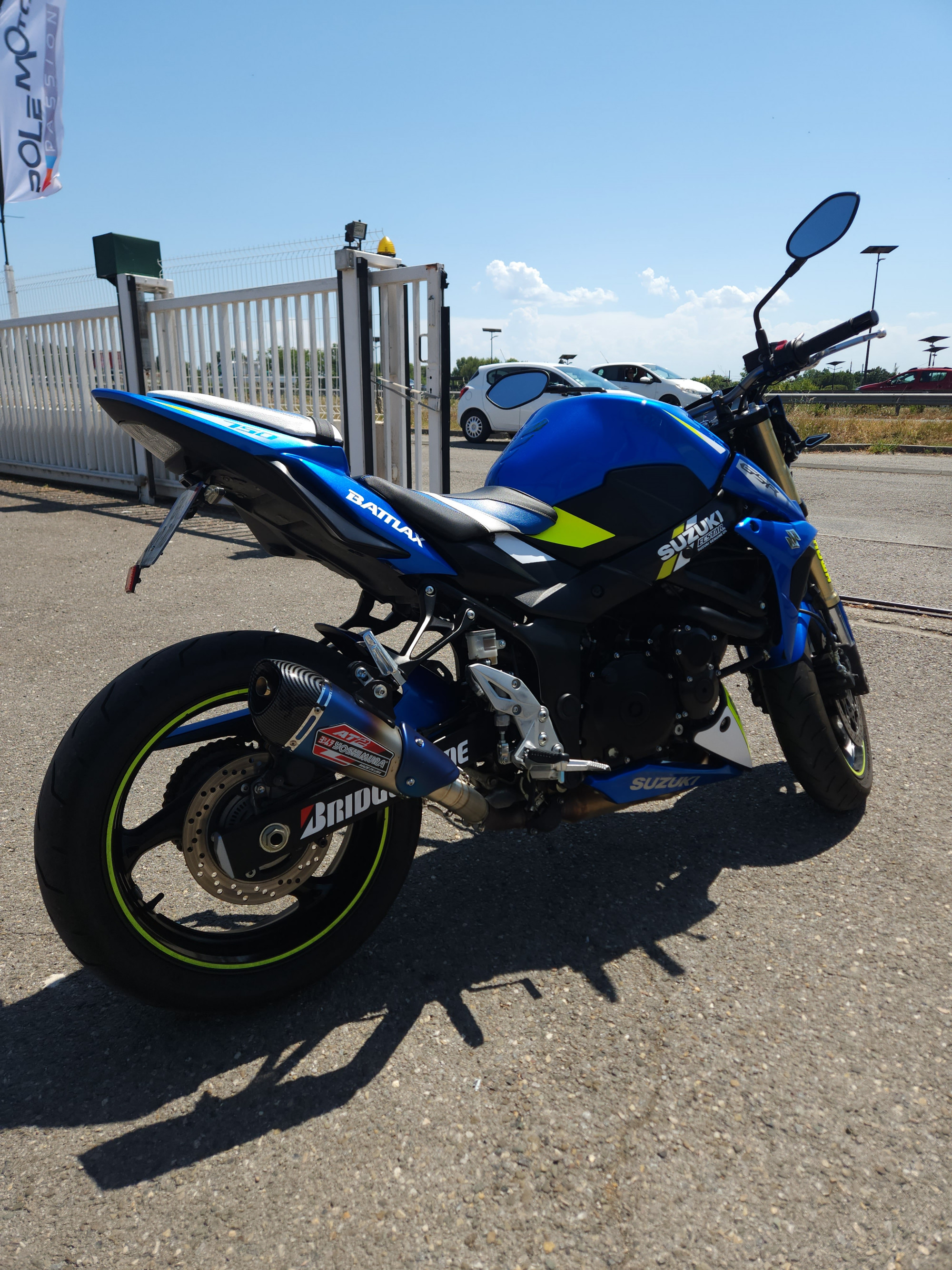 SUZUKI GSR 750 ABS