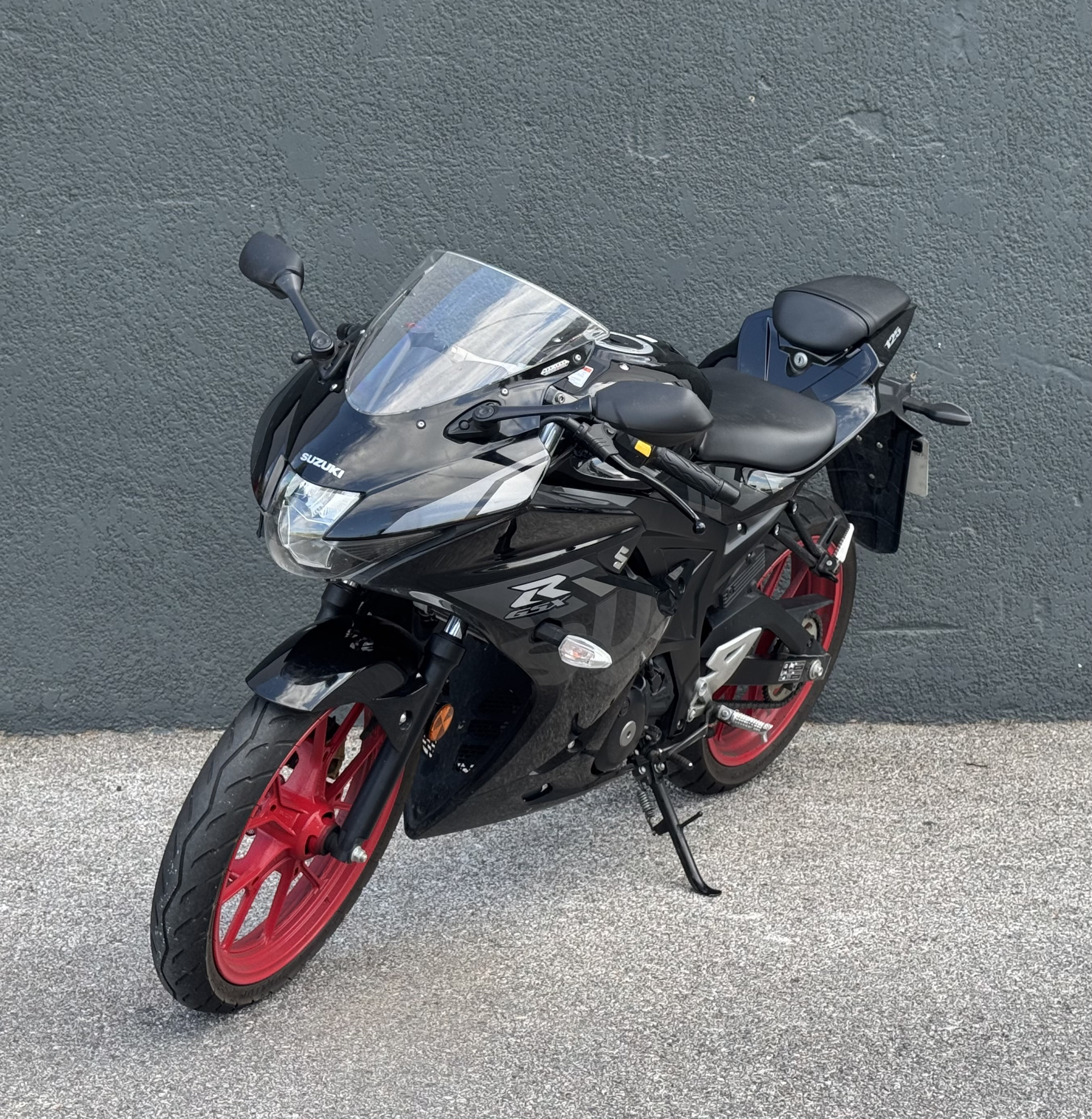 SUZUKI GSX-R 125