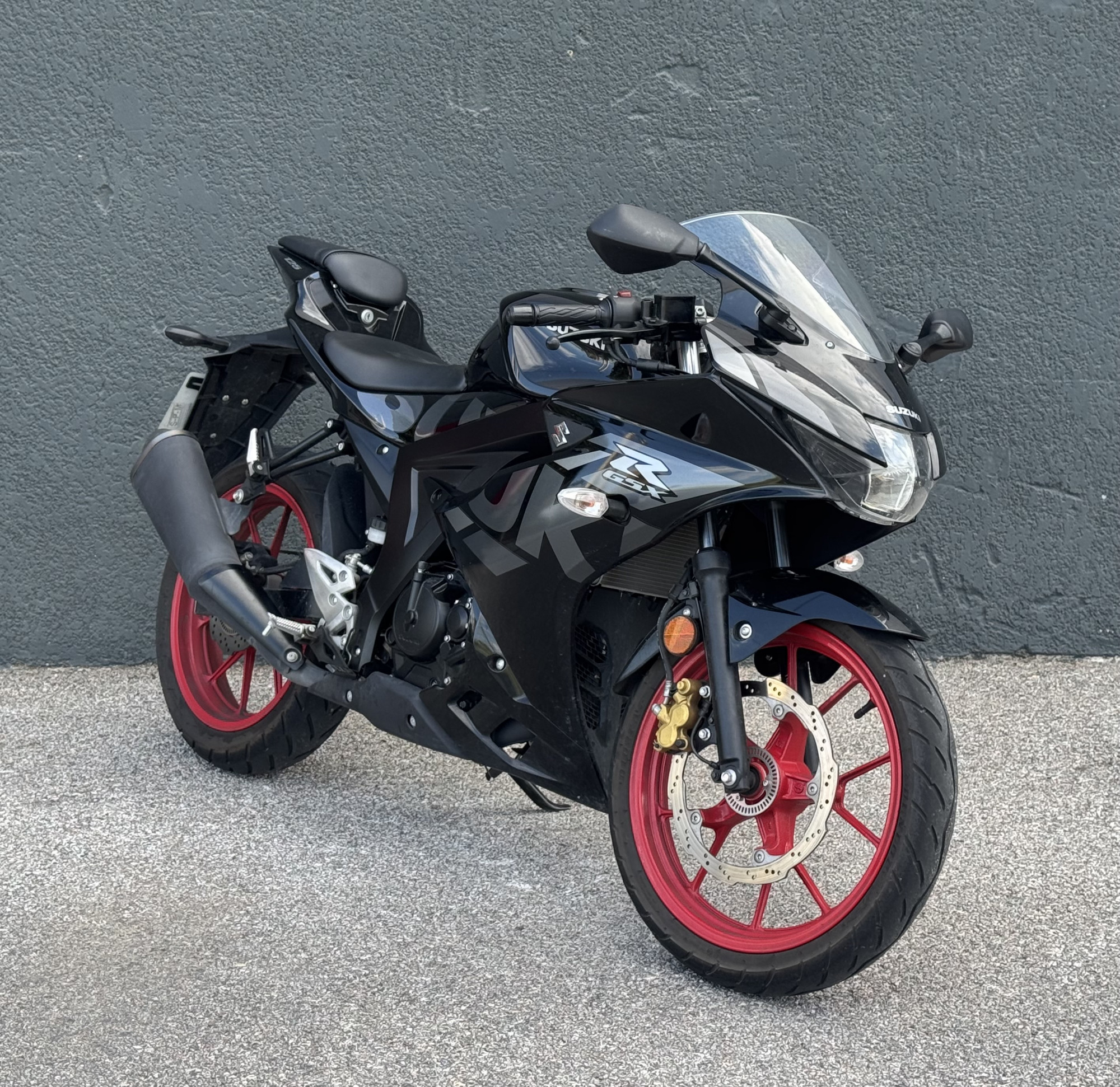 SUZUKI GSX-R 125