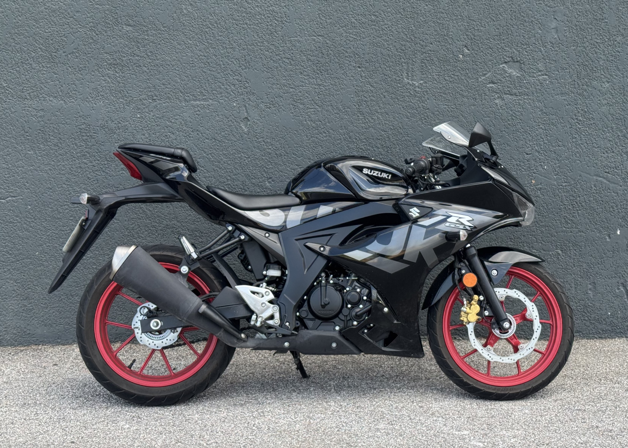 SUZUKI GSX-R 125