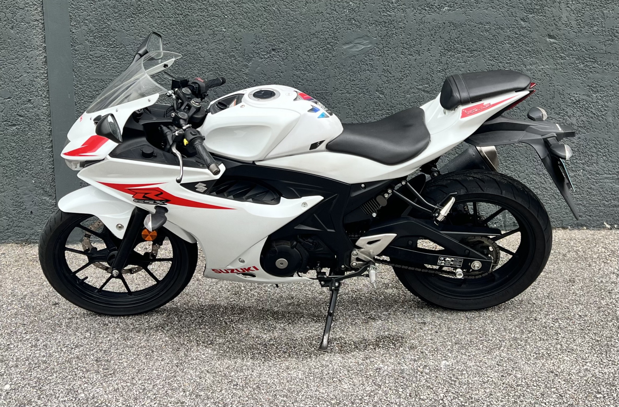 SUZUKI GSX-R 125
