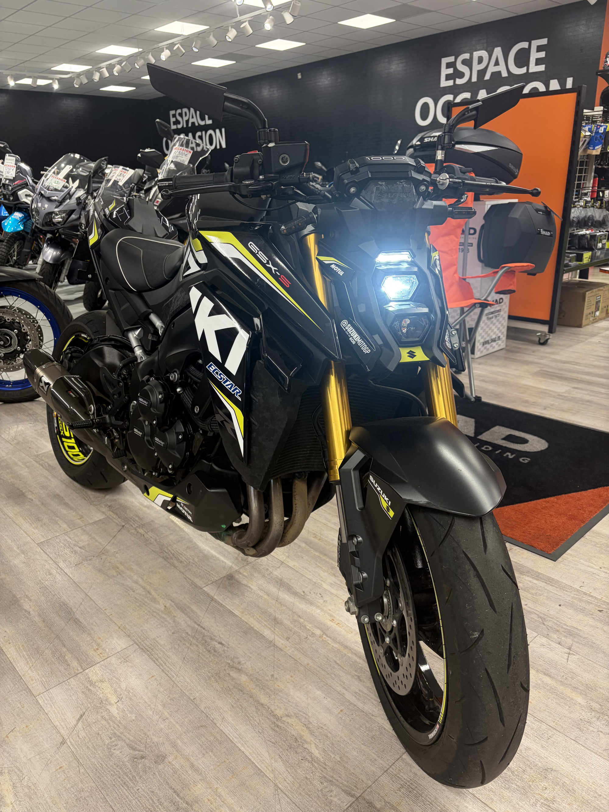 SUZUKI GSX-S 1000 ABS