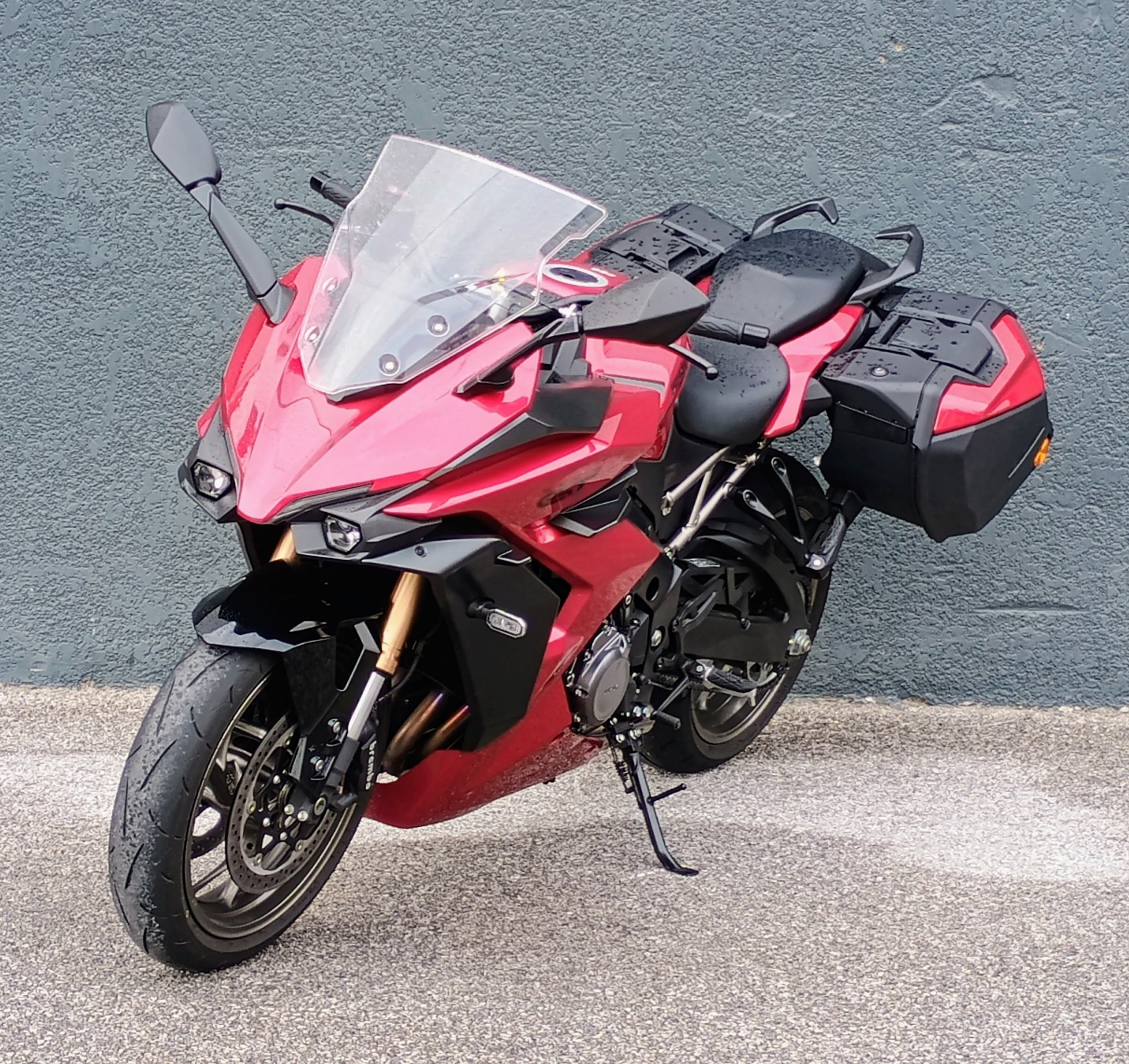 SUZUKI GSX-S 1000 GT