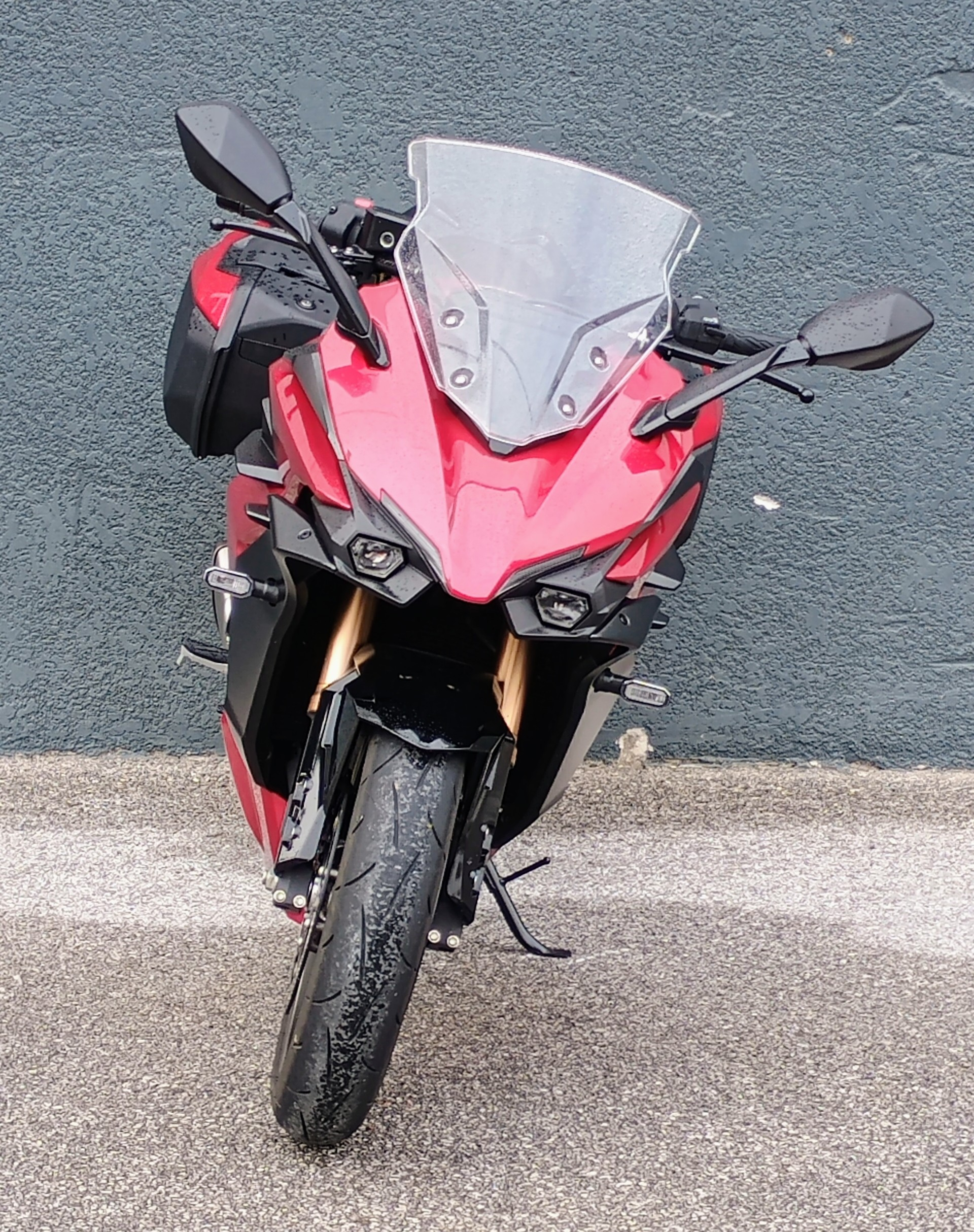 SUZUKI GSX-S 1000 GT