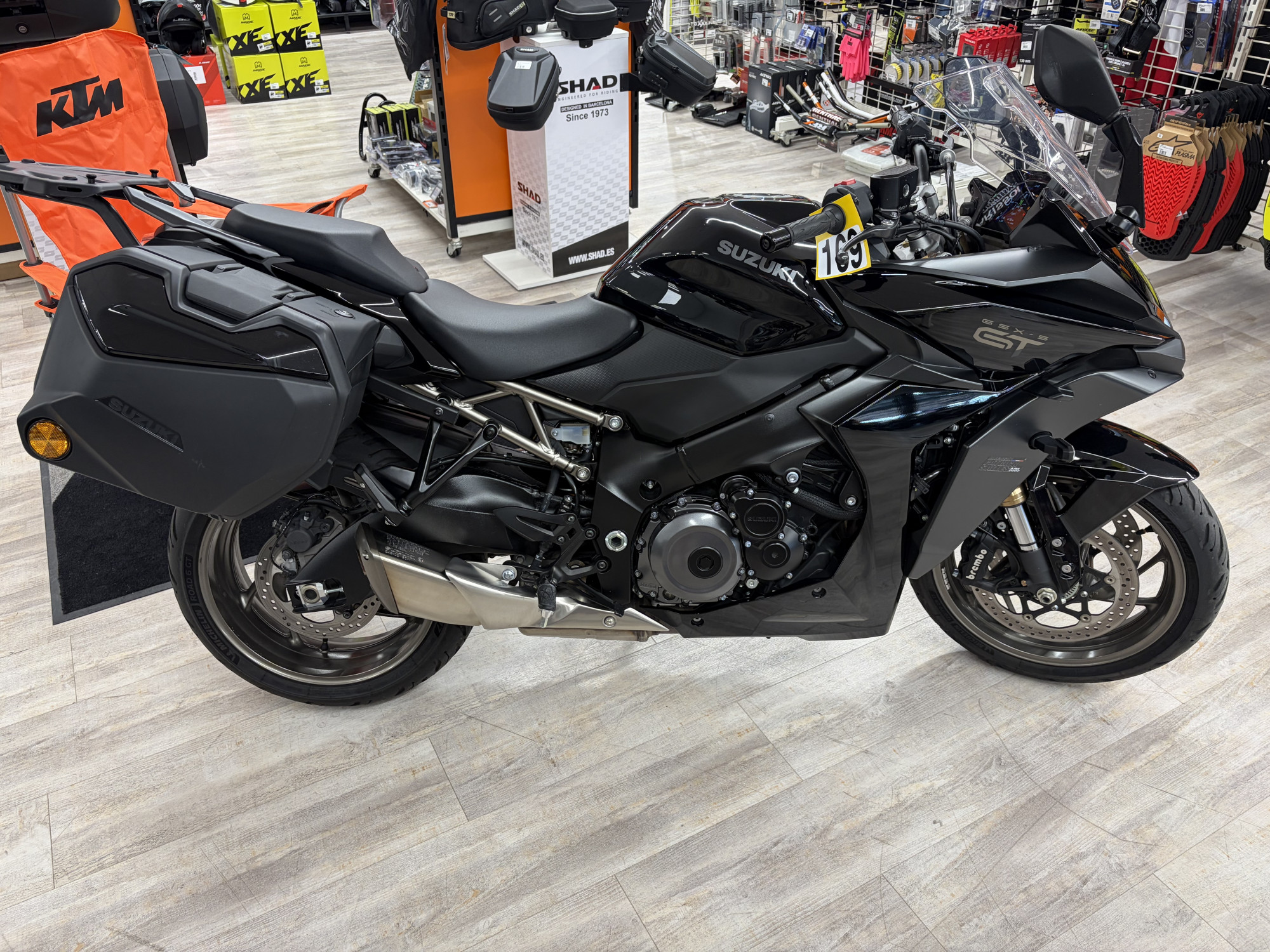 SUZUKI GSX-S 1000 GT