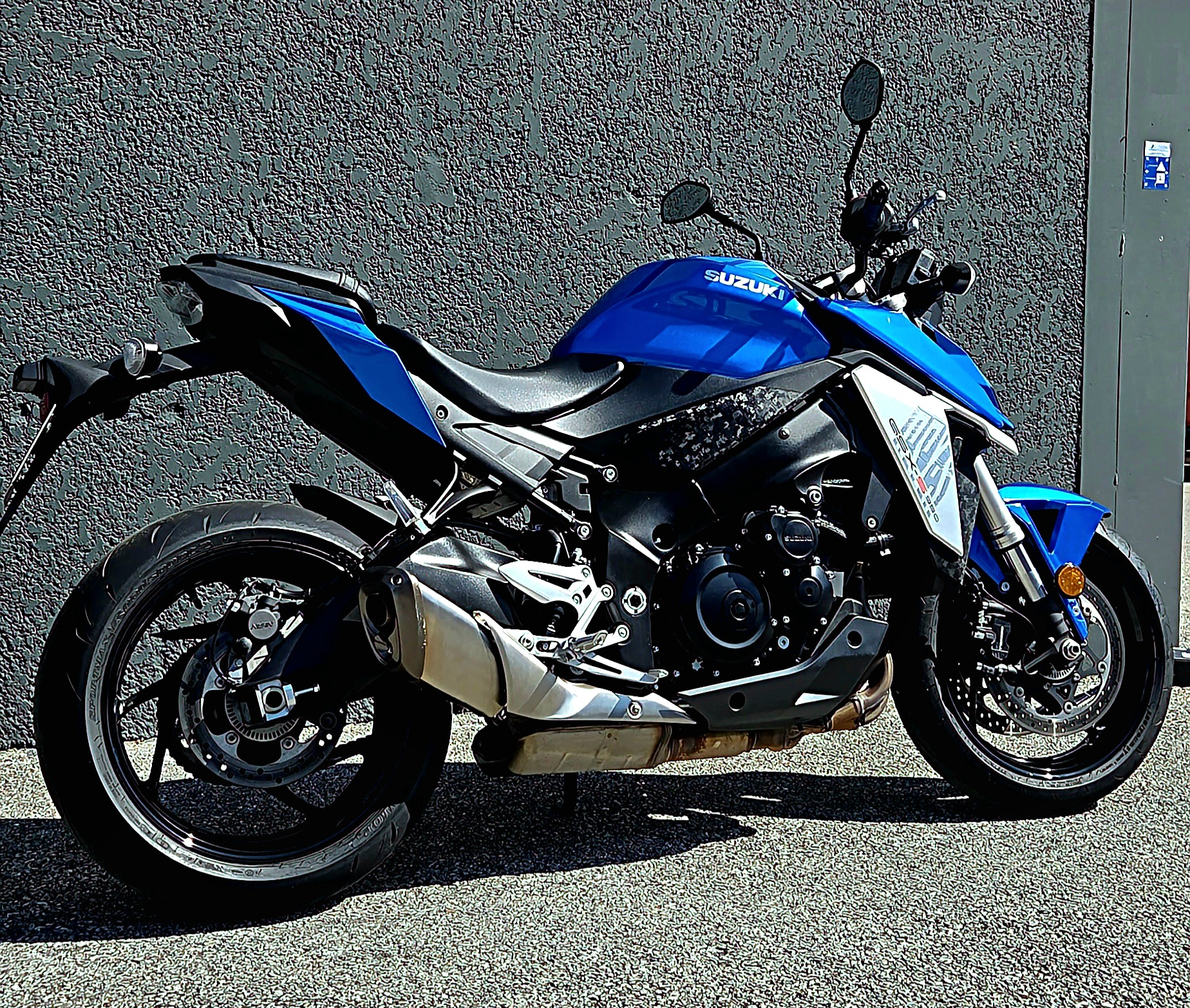 SUZUKI GSX-S 950