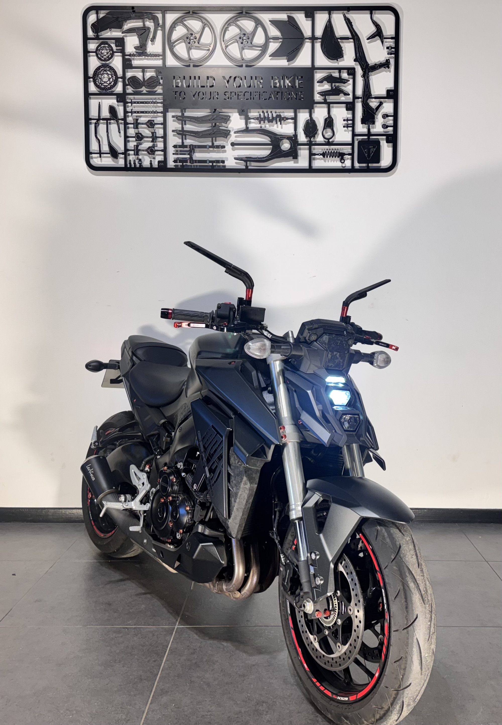 SUZUKI GSX-S 950