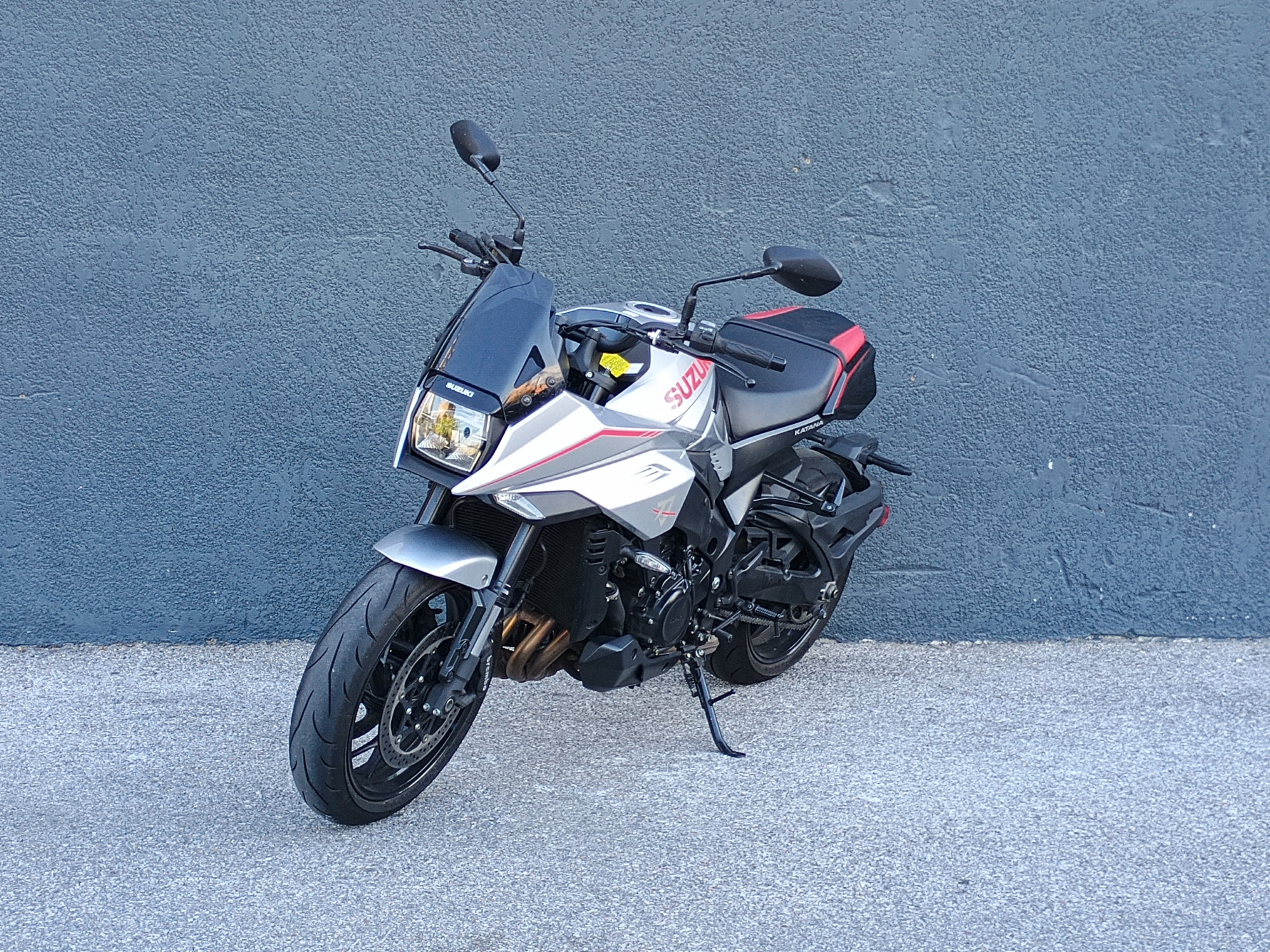 SUZUKI KATANA 1000