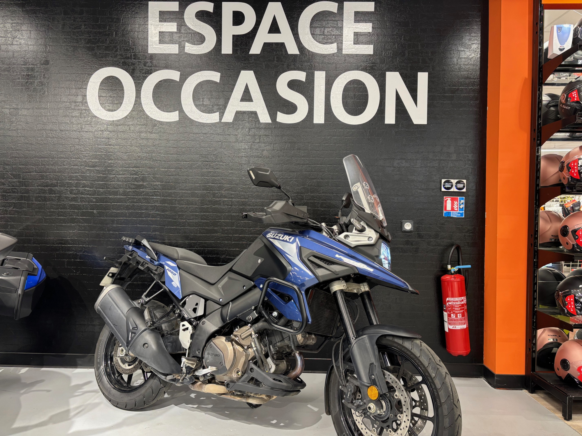 SUZUKI DL V-STROM 1050