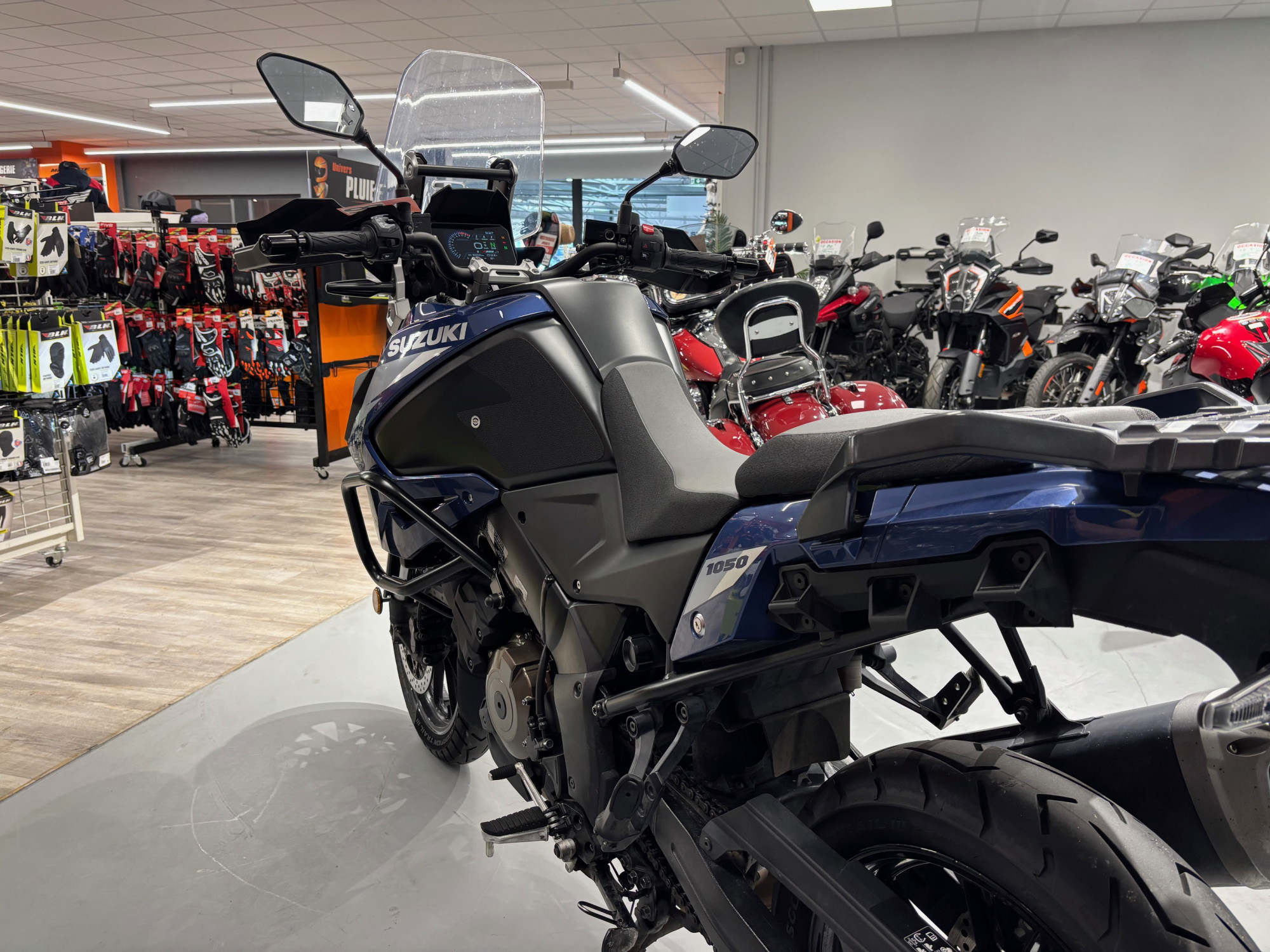 SUZUKI DL V-STROM 1050