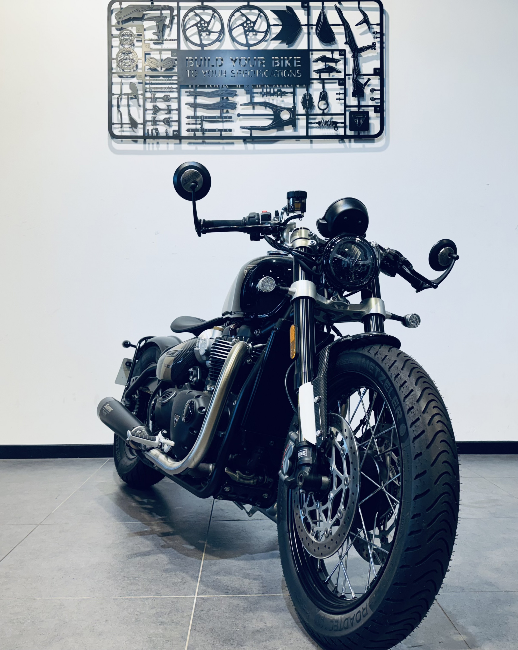 TRIUMPH BONNEVILLE BOBBER TFC