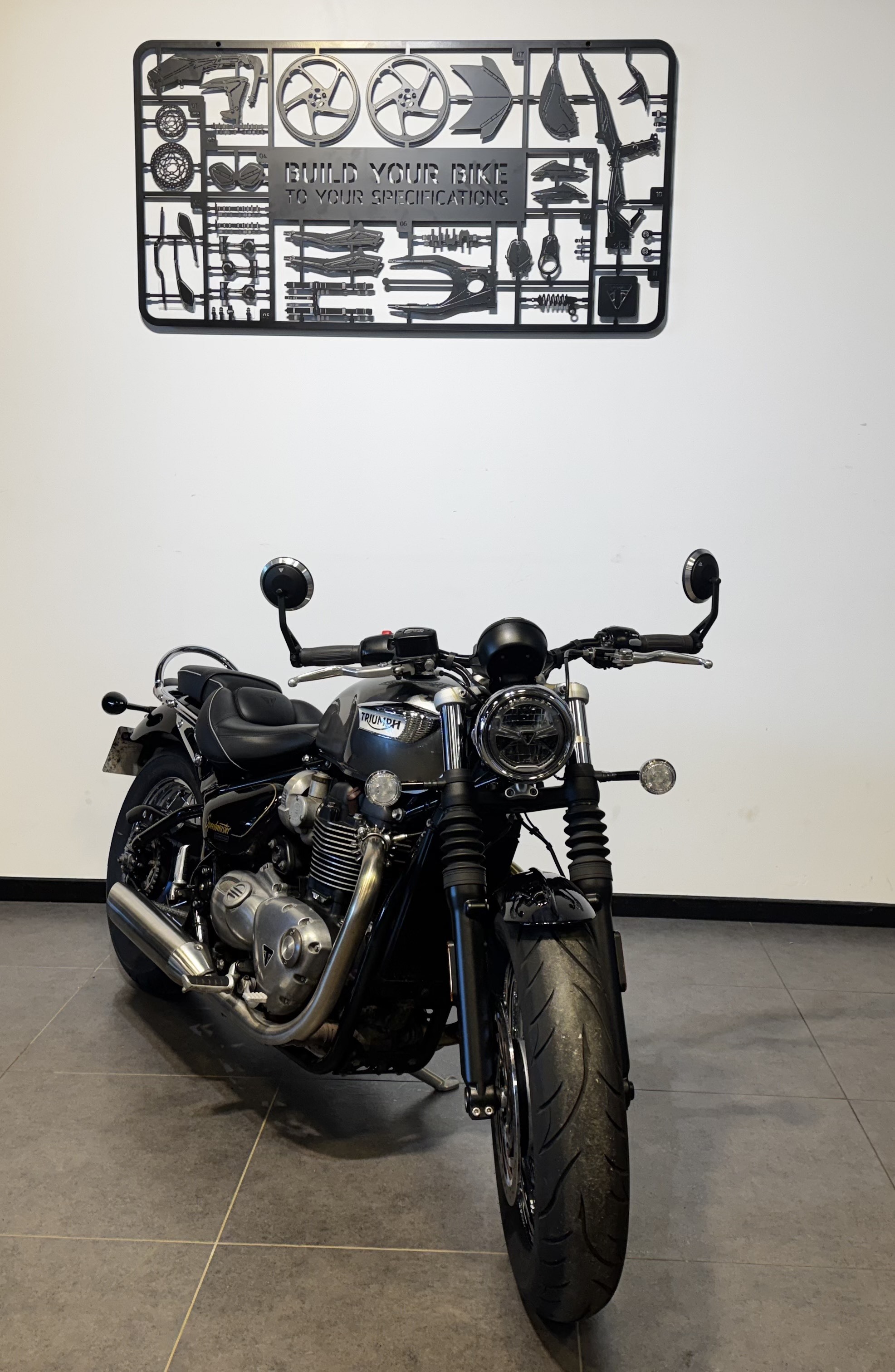 TRIUMPH BONNEVILLE SPEEDMASTER 1200 GOLD LINE EDITION