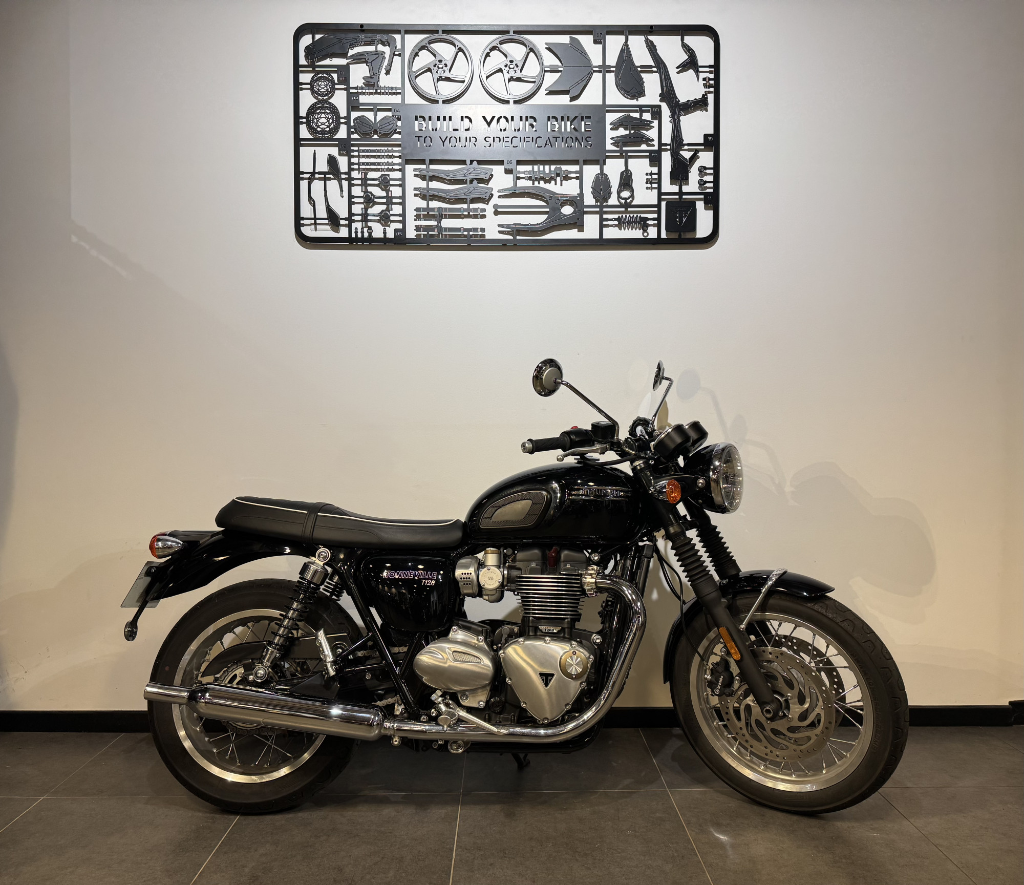 TRIUMPH BONNEVILLE T120 1200