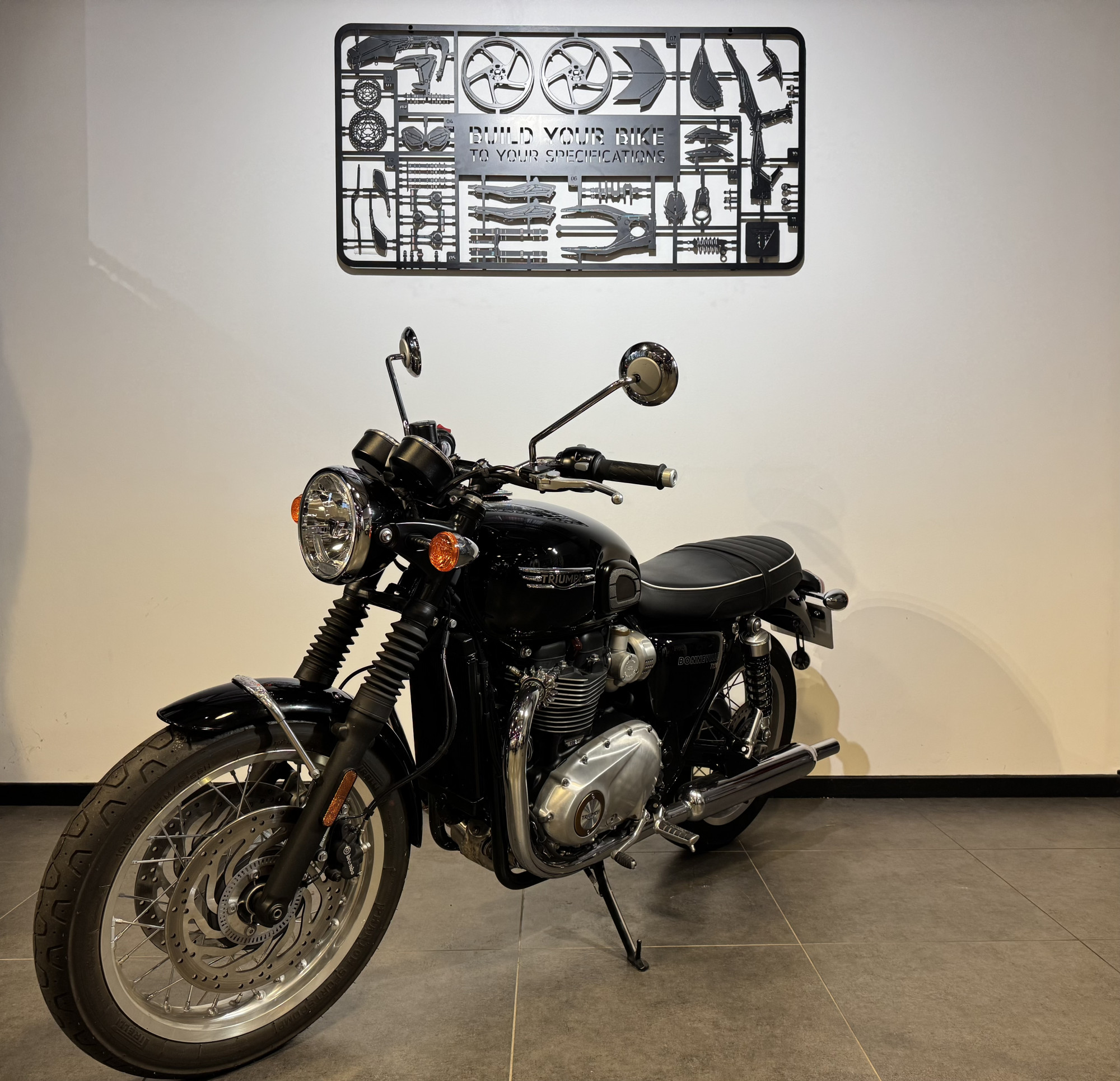 TRIUMPH BONNEVILLE T120 1200