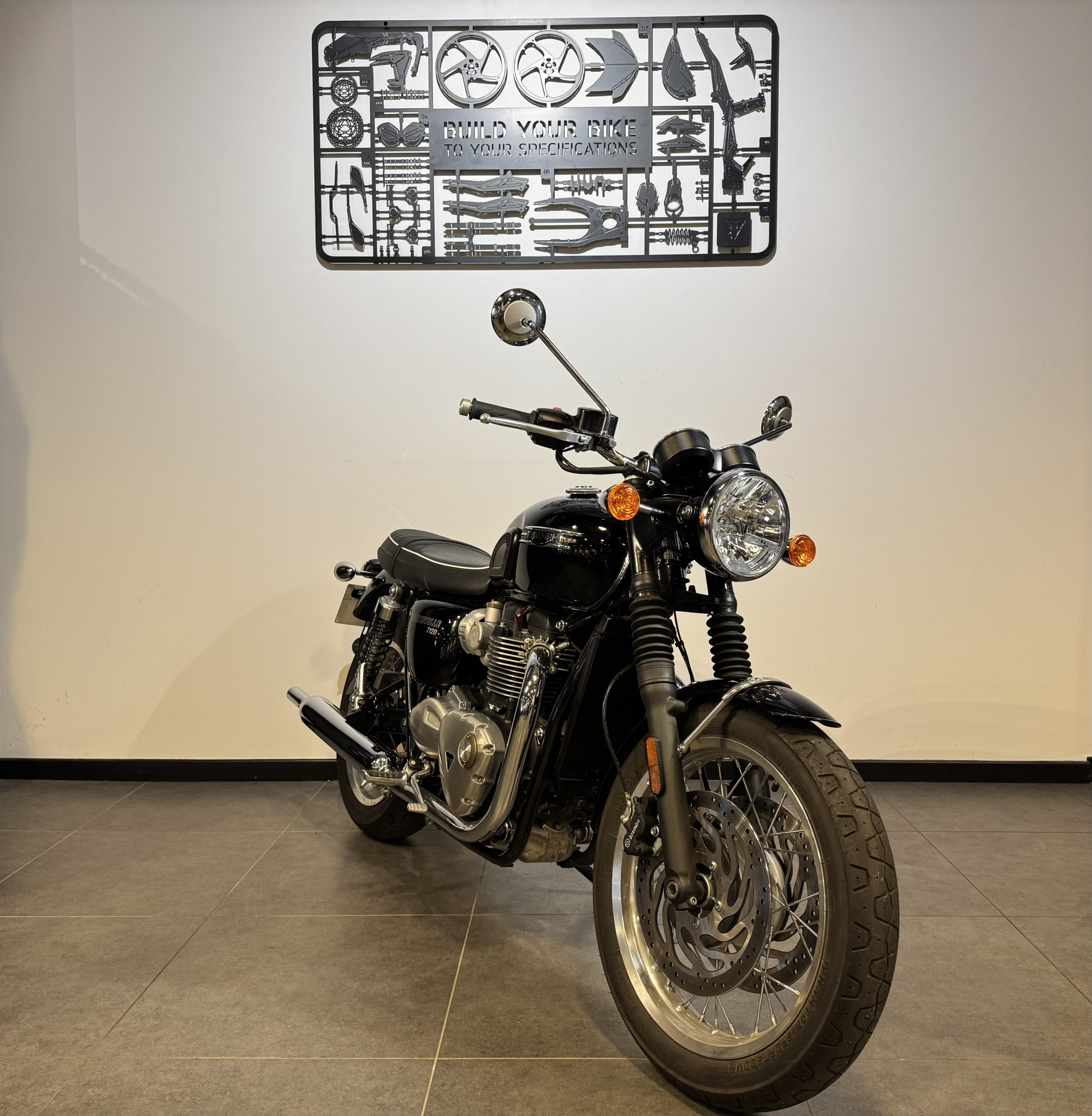 TRIUMPH BONNEVILLE T120 1200