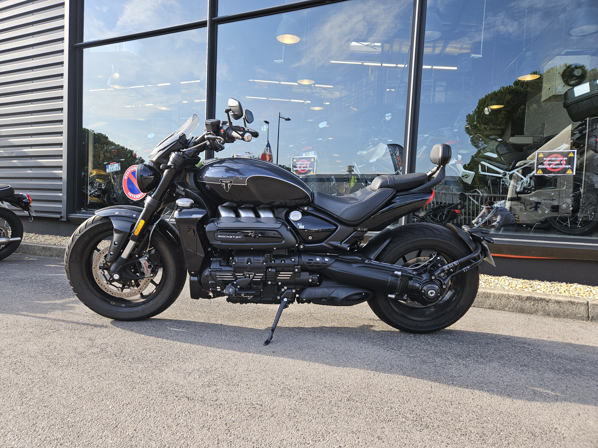 TRIUMPH ROCKET 3 GT STORM