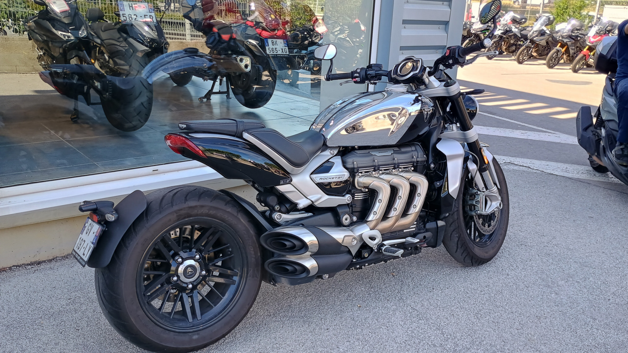 TRIUMPH ROCKET 3 R
