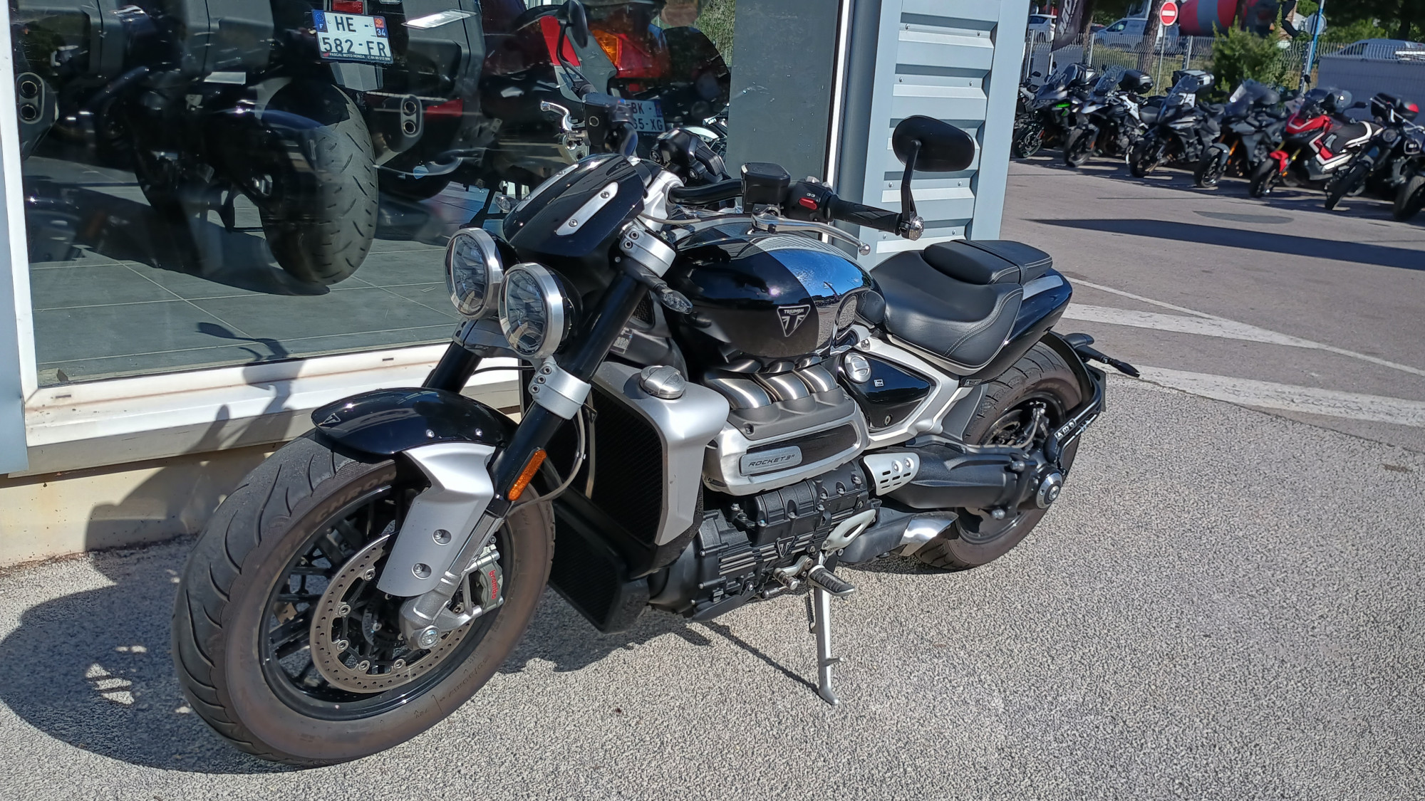 TRIUMPH ROCKET 3 R
