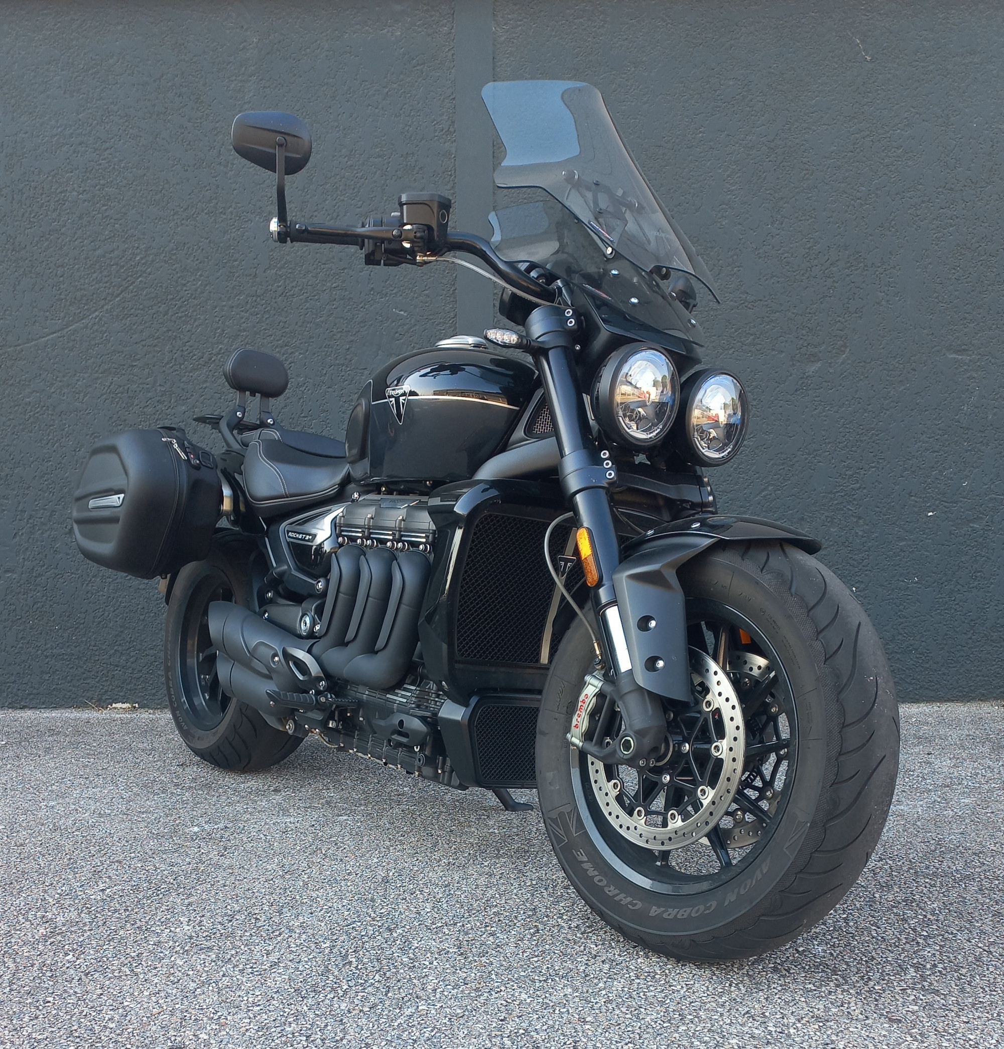 TRIUMPH ROCKET 3 R