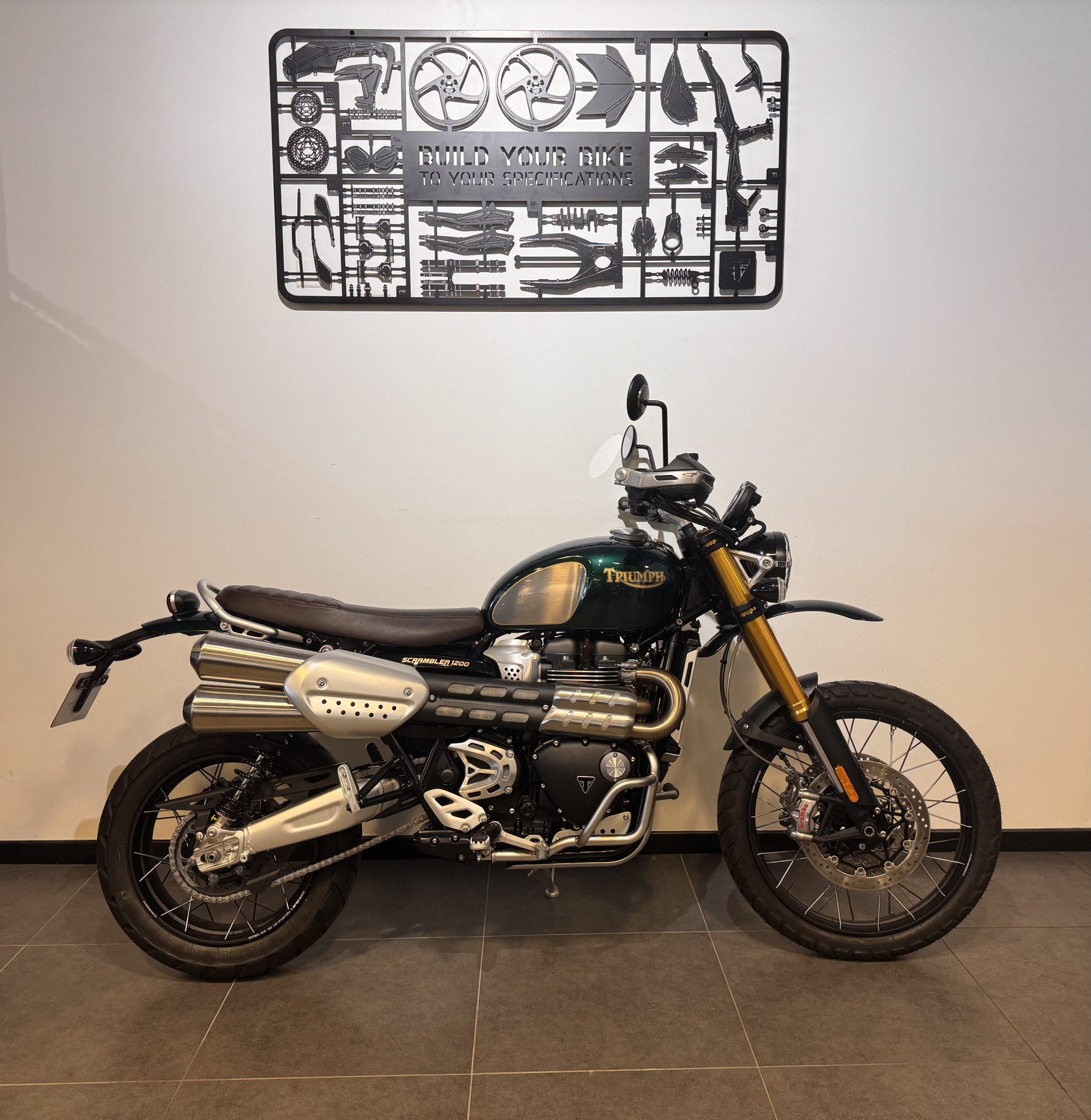 TRIUMPH SCRAMBLER 1200 XE STEVE MC QUEEN