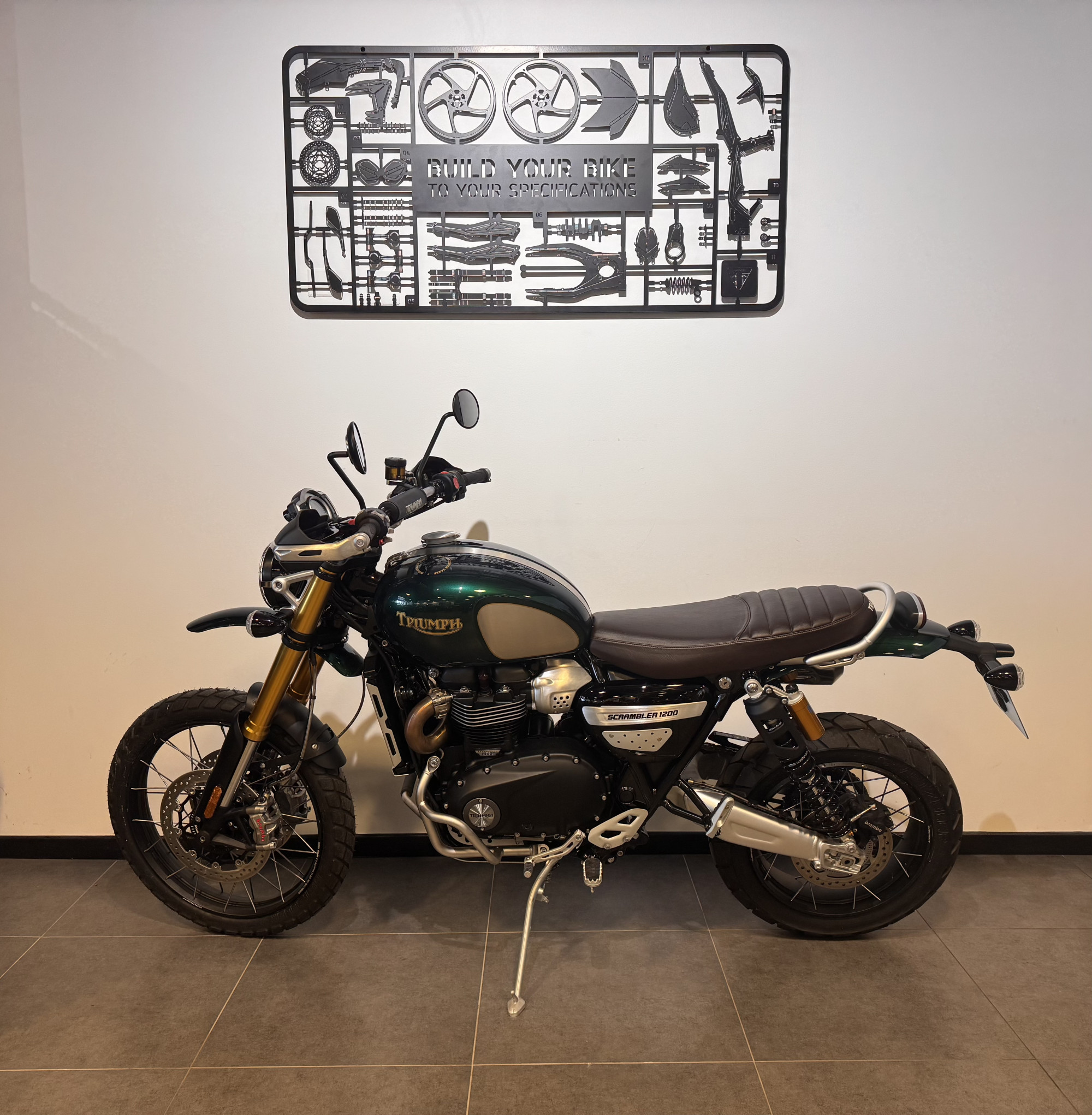 TRIUMPH SCRAMBLER 1200 XE STEVE MC QUEEN