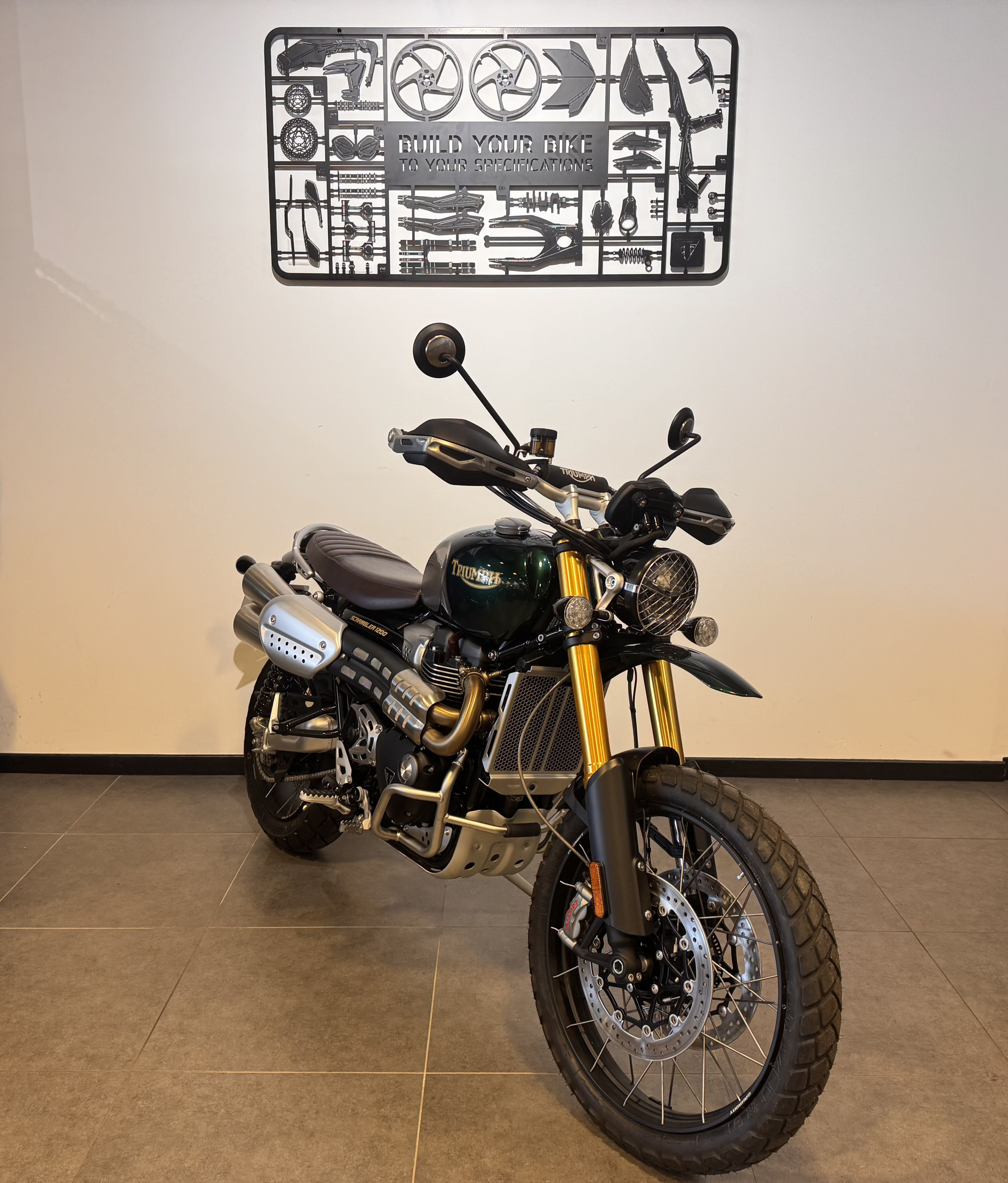 TRIUMPH SCRAMBLER 1200 XE STEVE MC QUEEN
