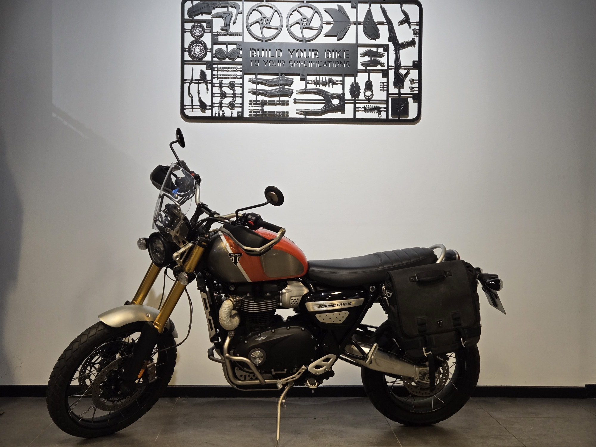 TRIUMPH SCRAMBLER 1200 XE