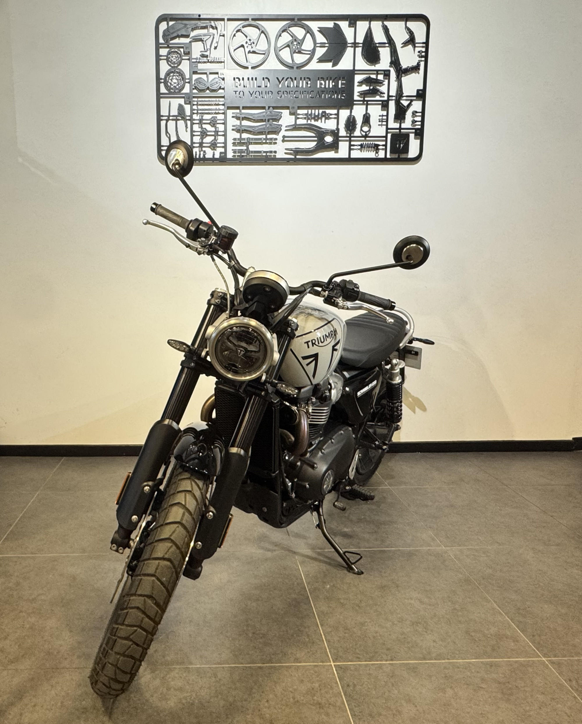TRIUMPH SCRAMBLER 1200