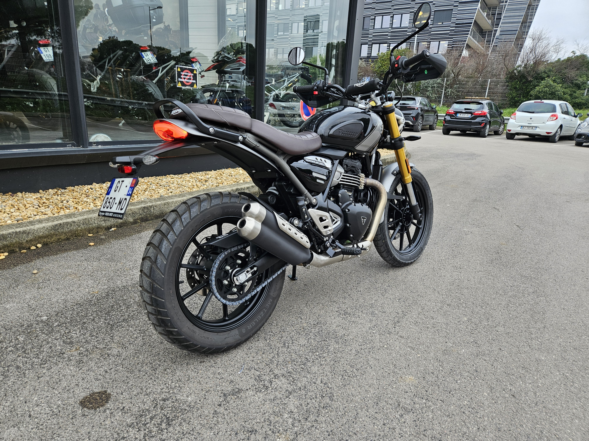 TRIUMPH SCRAMBLER 400 X