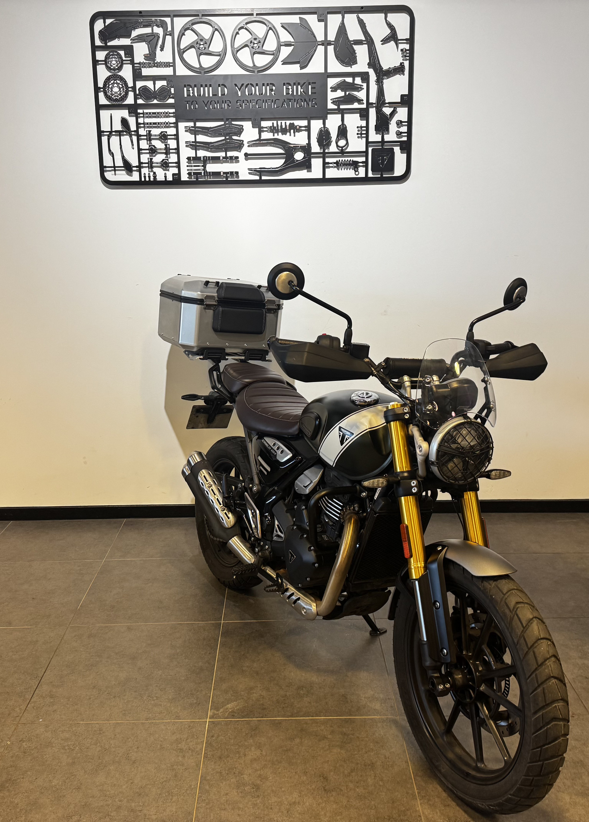 TRIUMPH SCRAMBLER 400 X