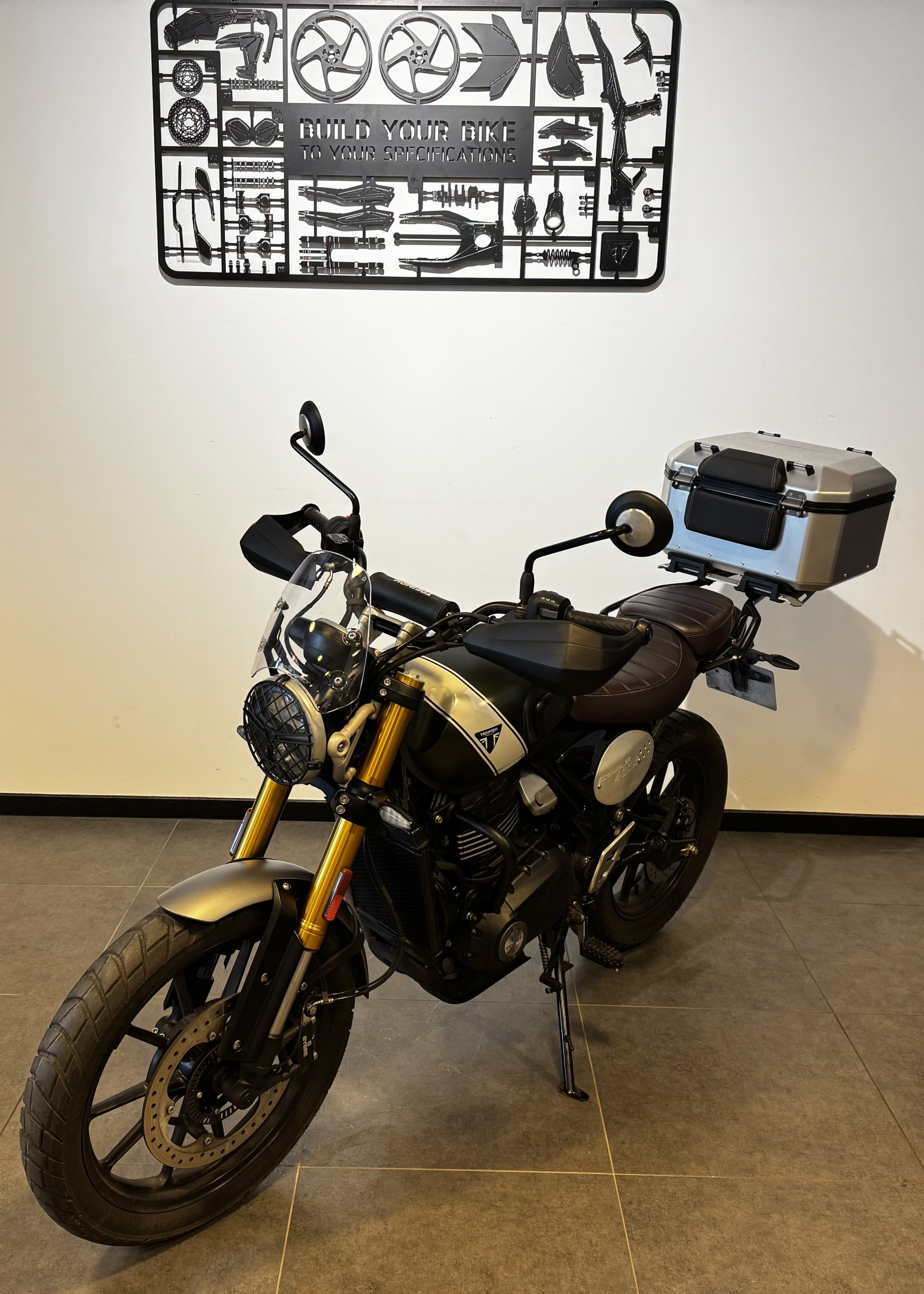 TRIUMPH SCRAMBLER 400 X