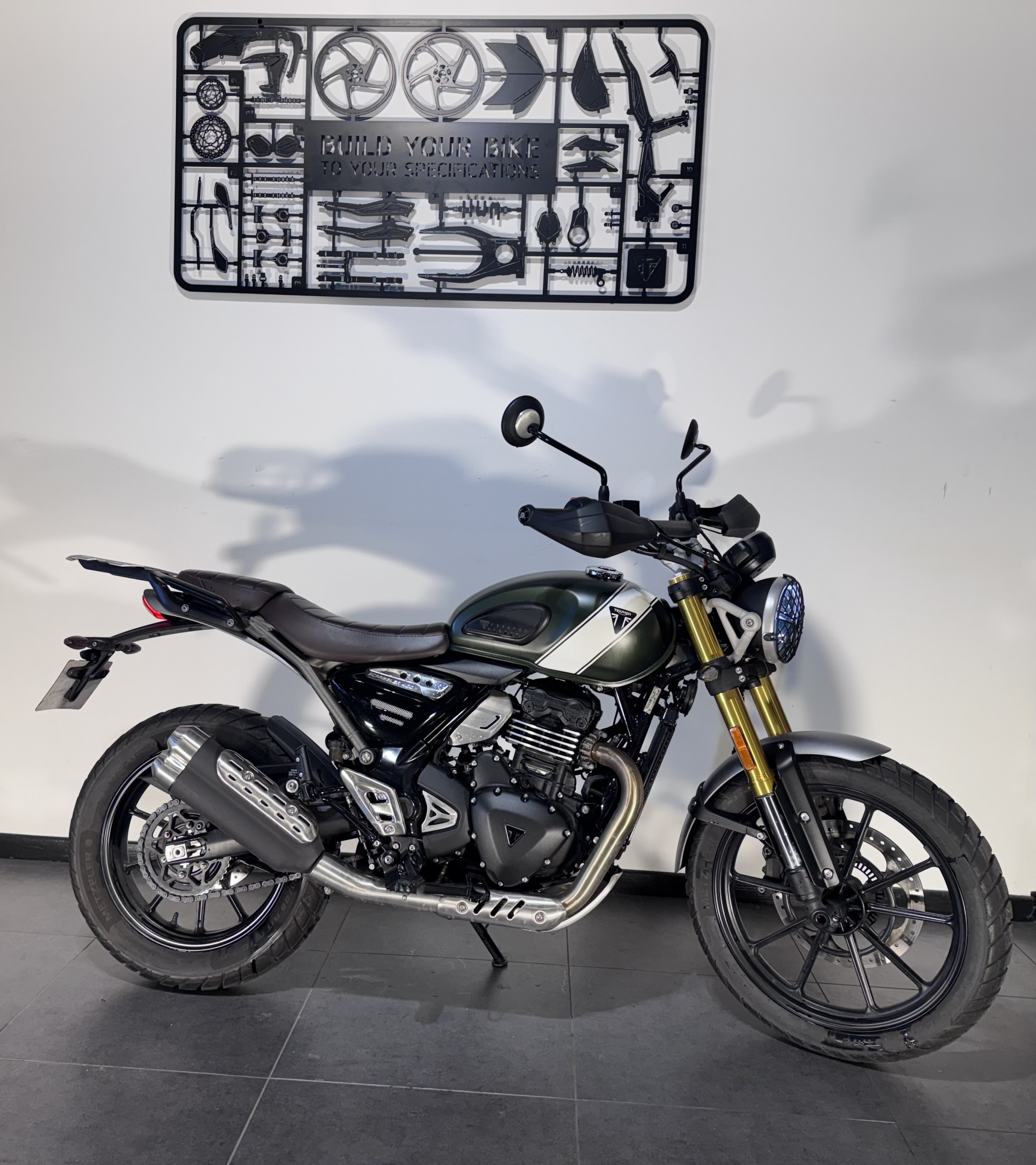 TRIUMPH SCRAMBLER 400 X