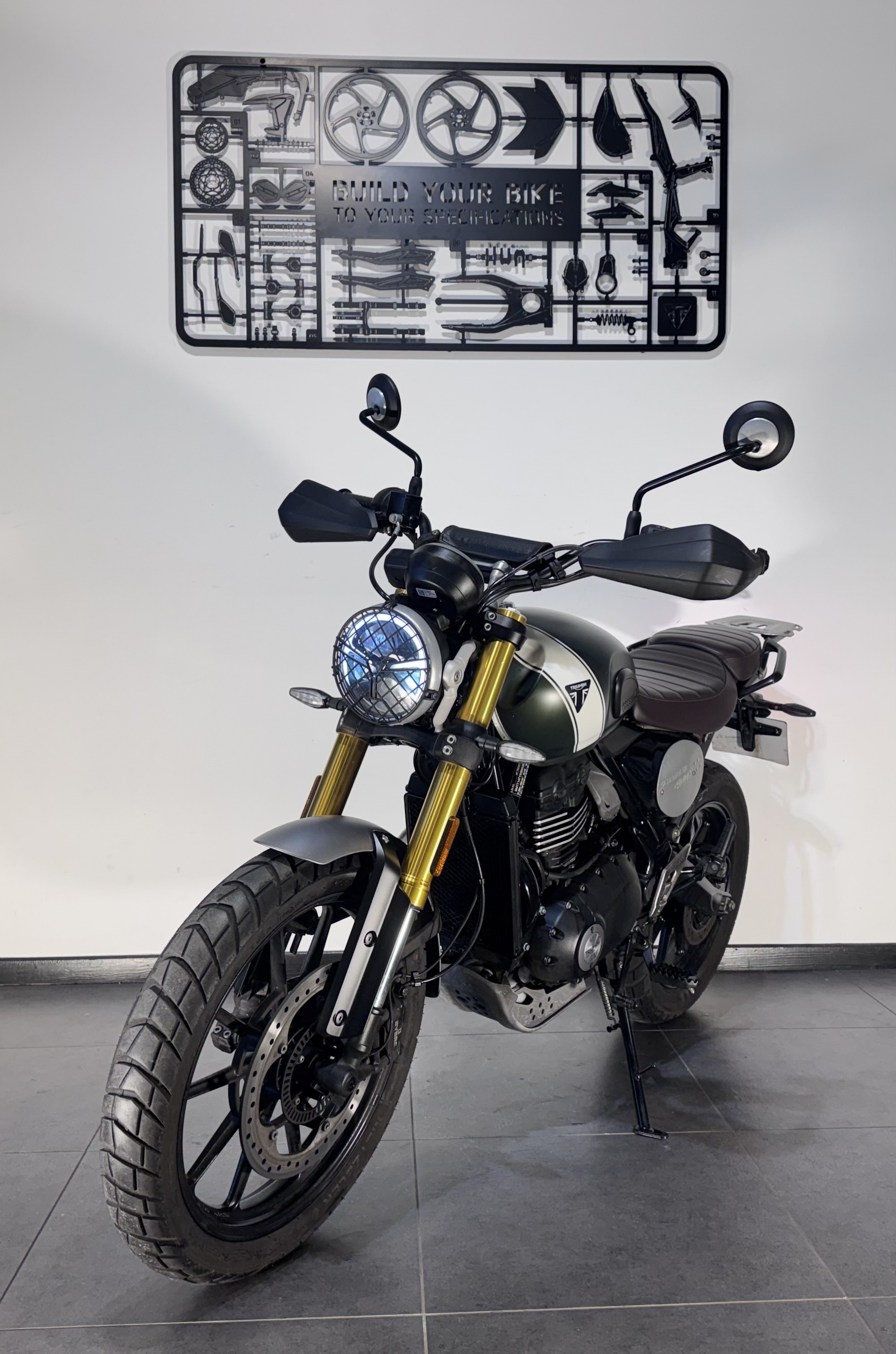 TRIUMPH SCRAMBLER 400 X