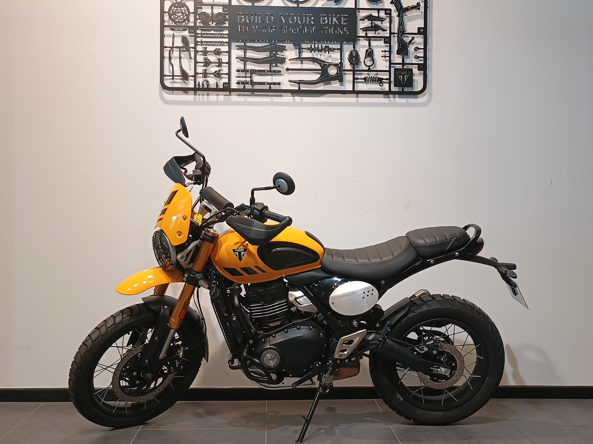 TRIUMPH SCRAMBLER 400 XC