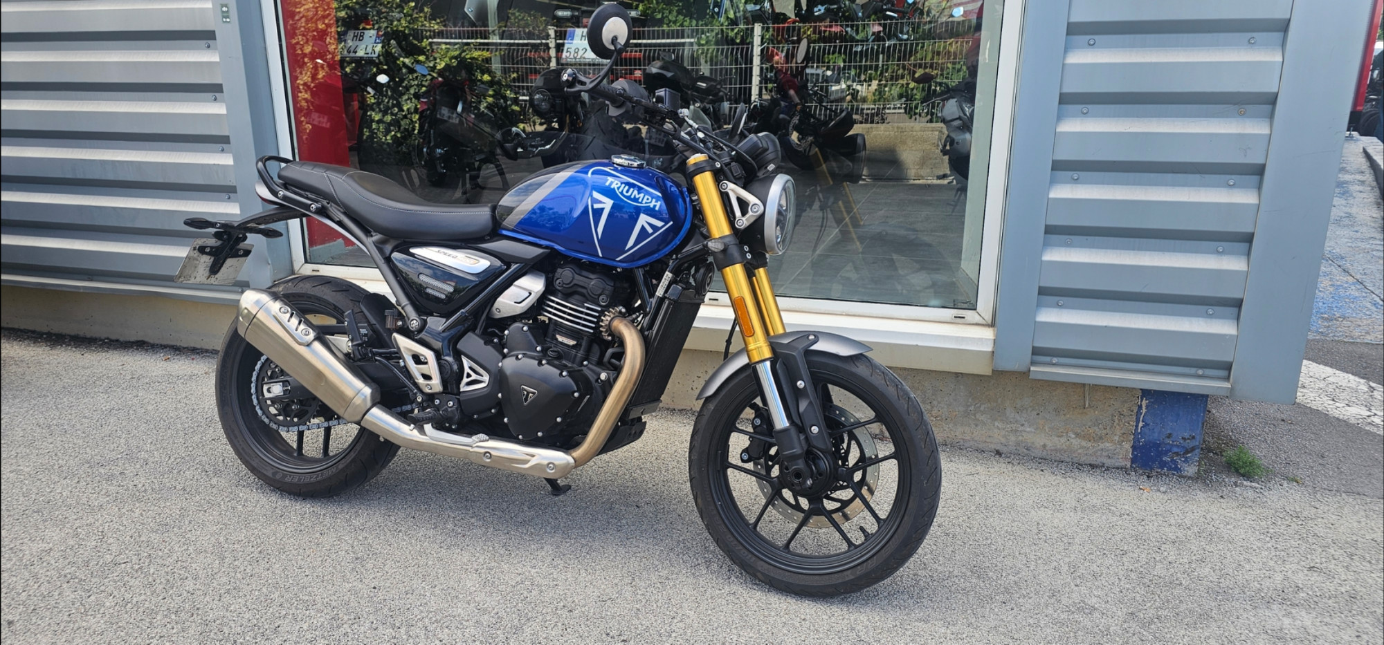TRIUMPH SPEED 400