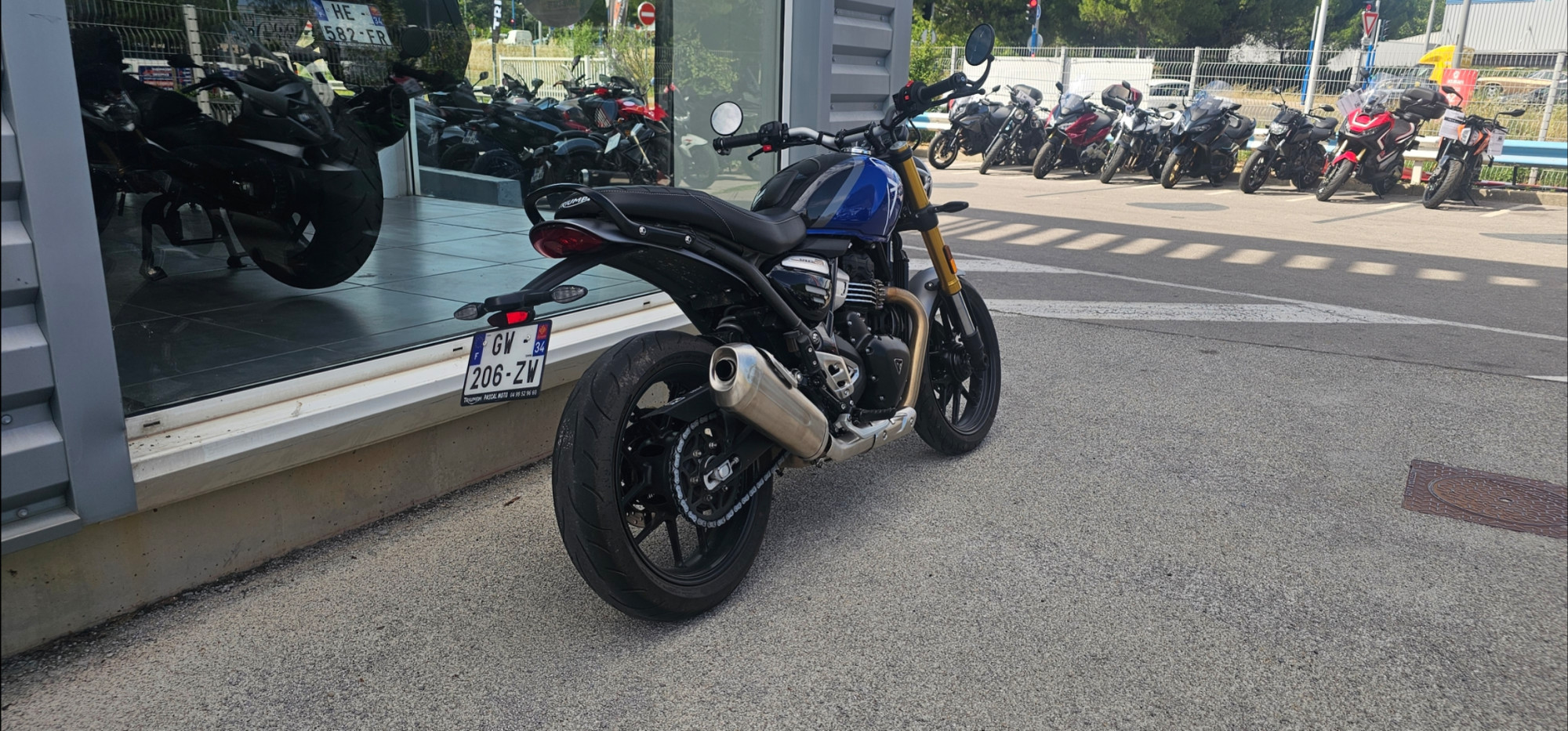 TRIUMPH SPEED 400