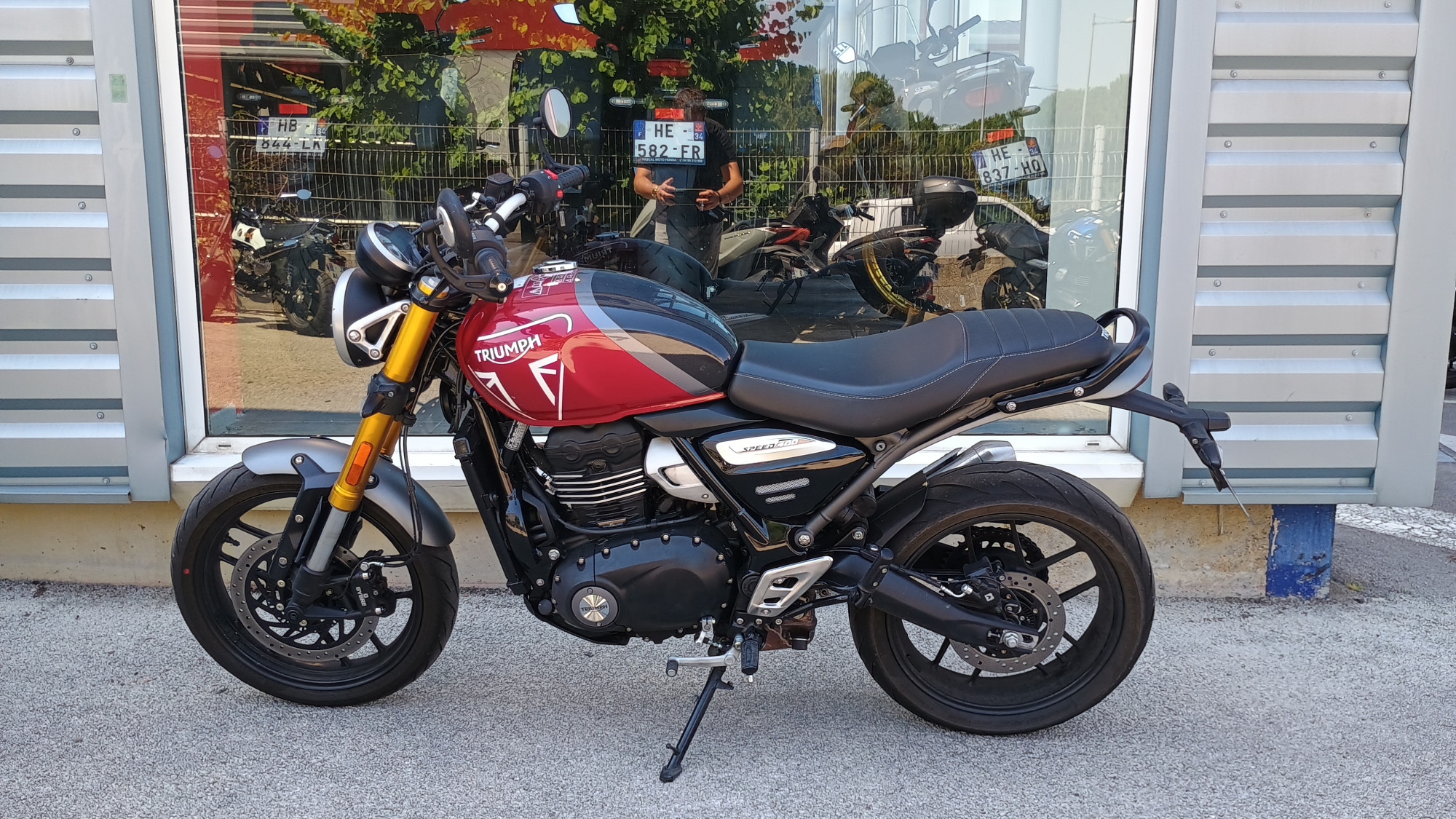 TRIUMPH SPEED 400